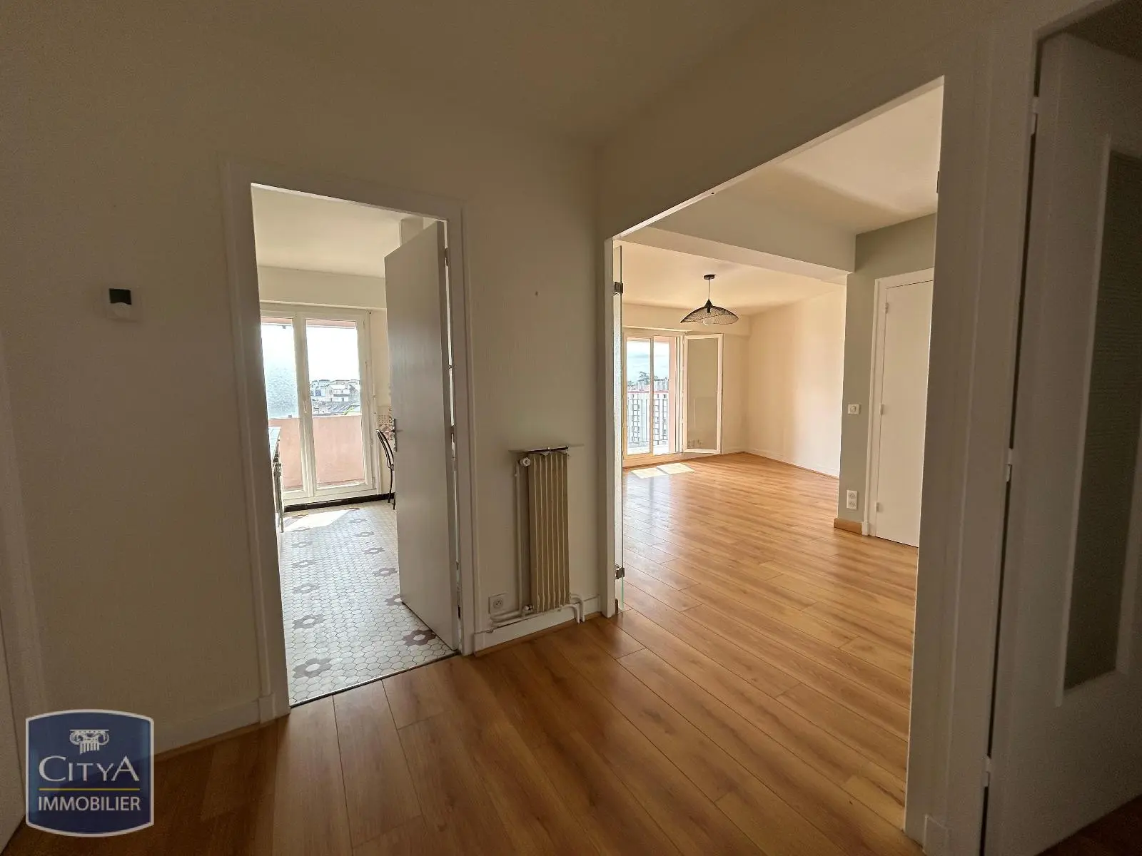 Photo 1 Appartement 2 pièces 57.87m²