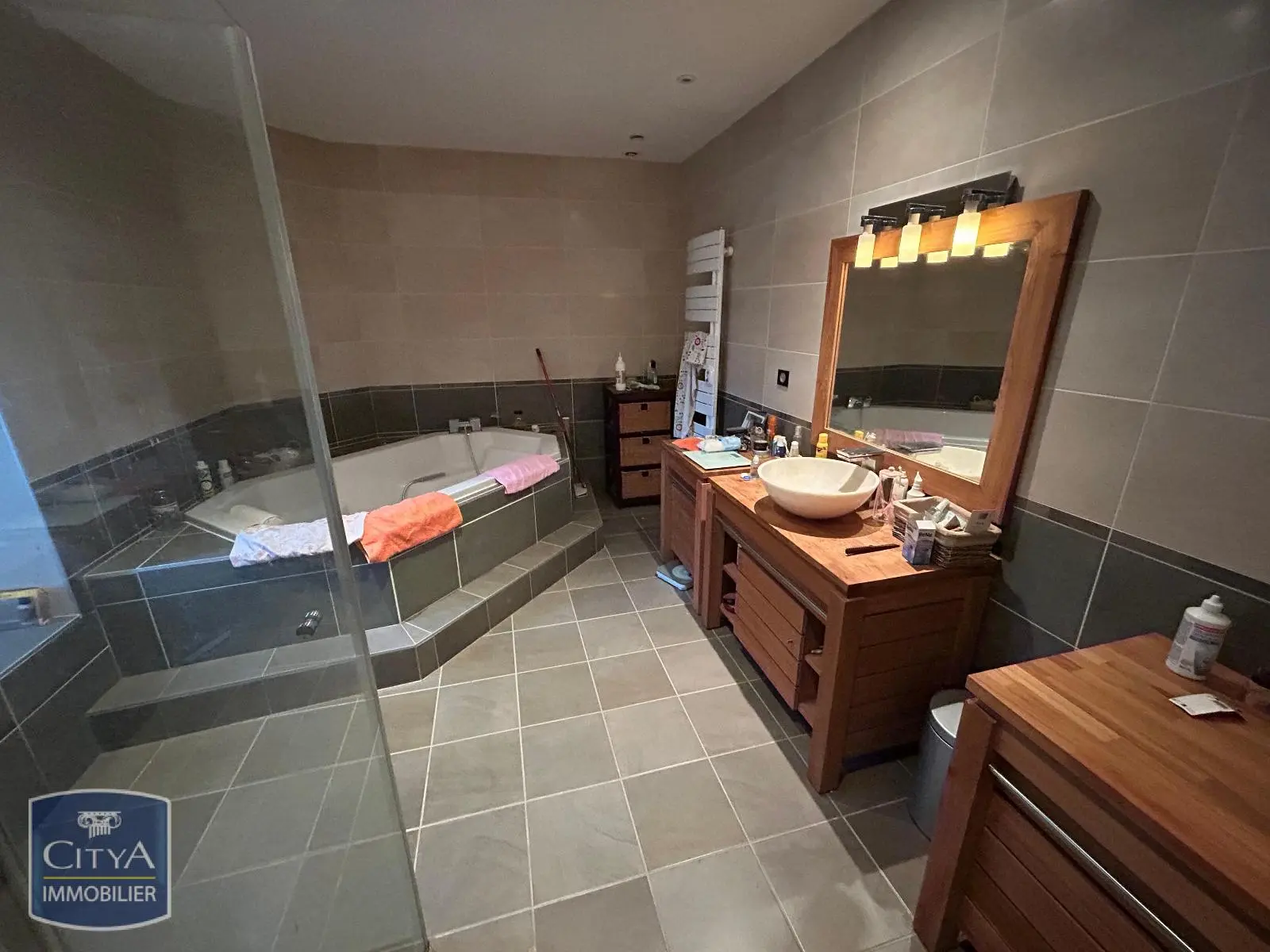 Photo 12 Maison 6 pièces 260.67m²