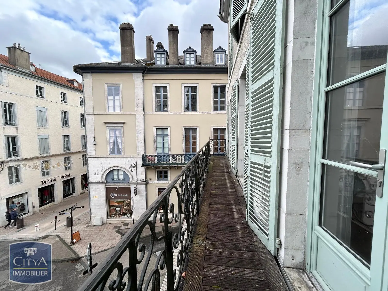 Photo 14 Local Professionnel