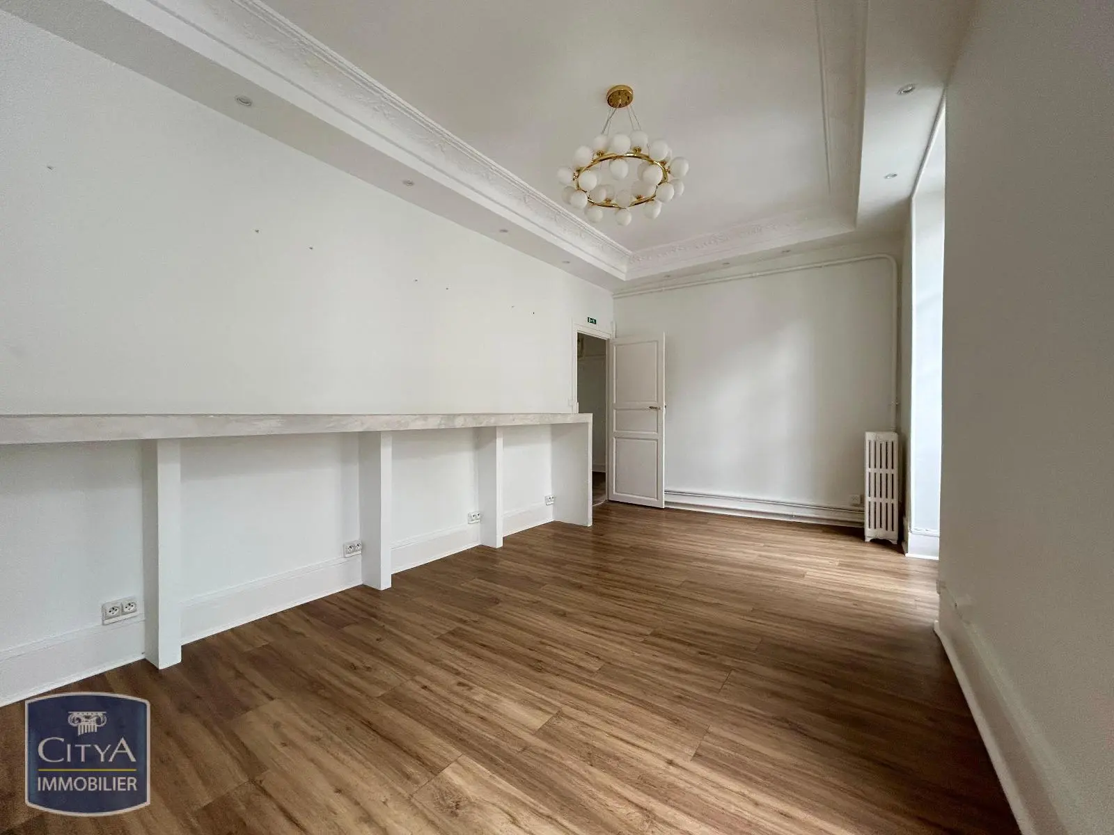 Photo 2 Local Professionnel