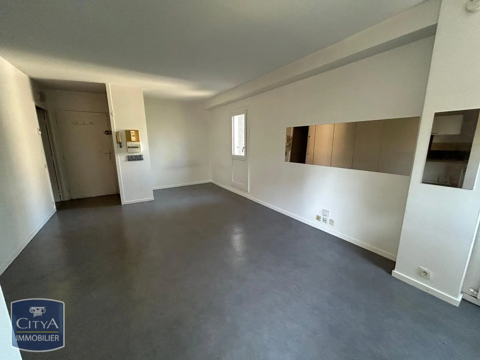 Photo 1 Appartement 1 pièce 33.42m²