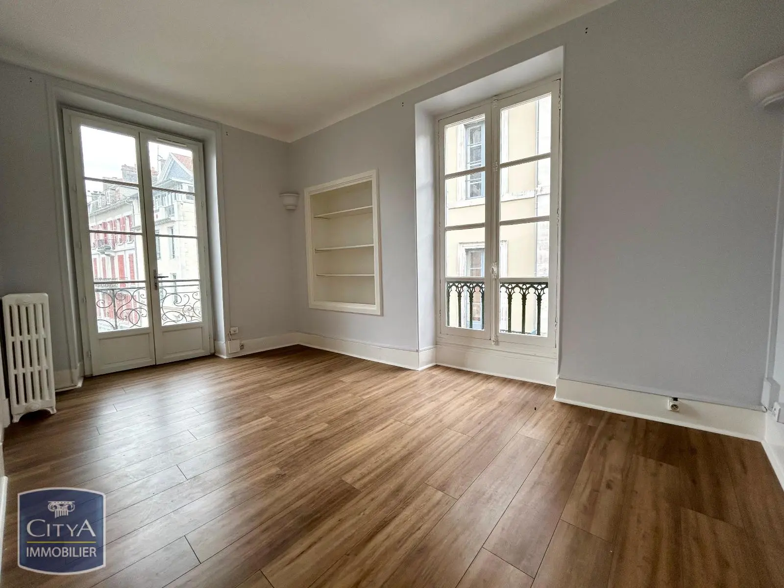 Photo 7 Local Professionnel