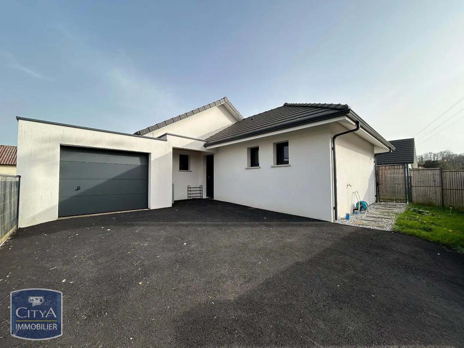 Photo 2 Maison 4 pièces 111.01m²