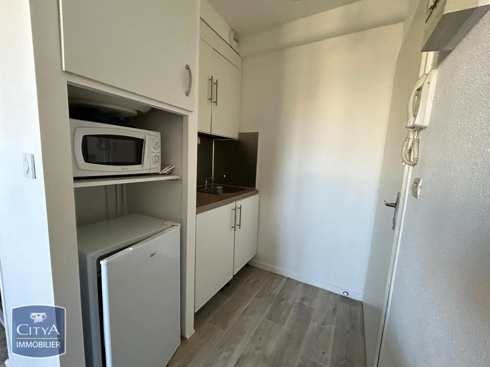 Photo 4 Appartement 1 pièce 18.05m²