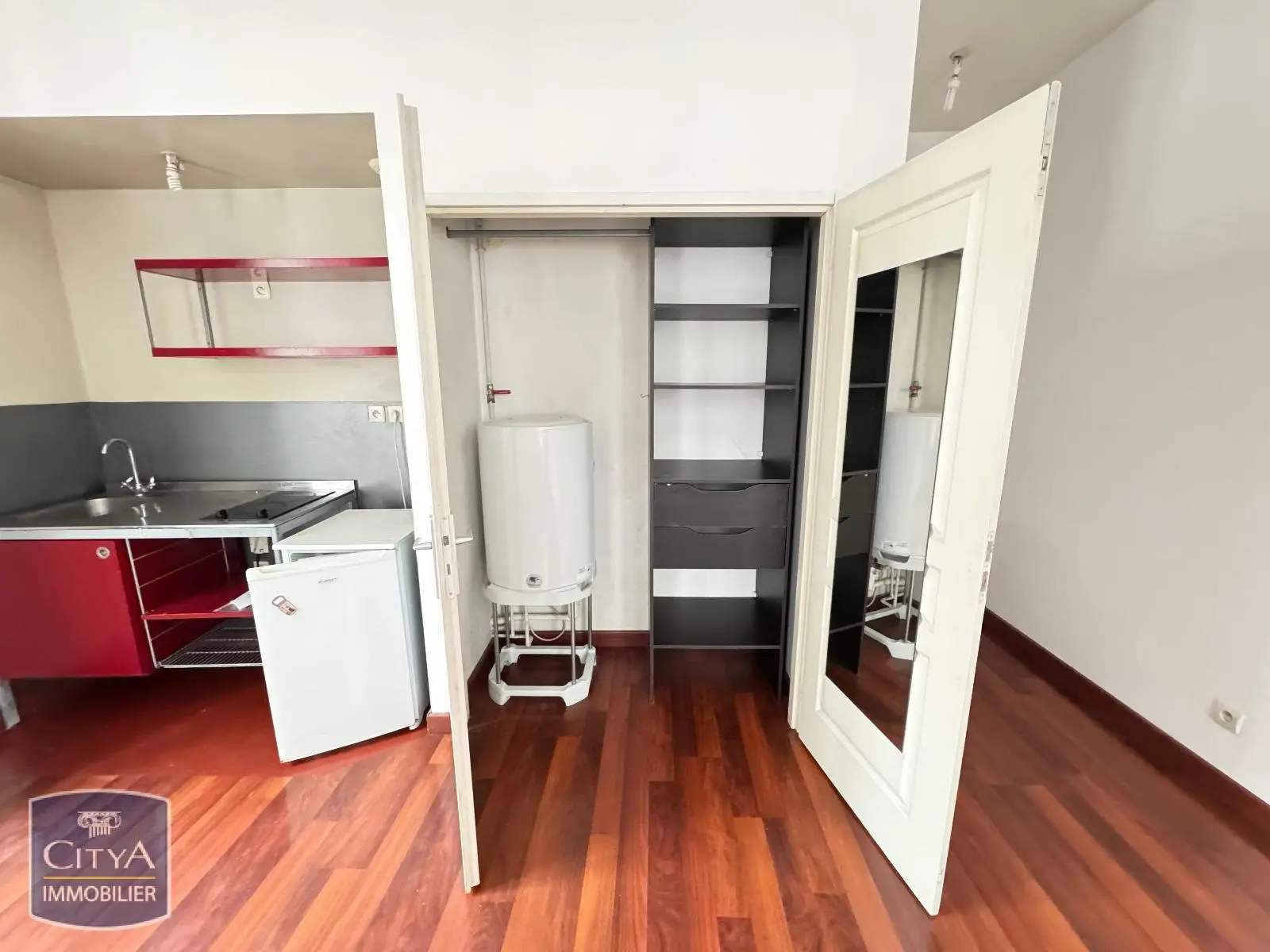 Photo 3 Appartement 1 pièce 24.42m²