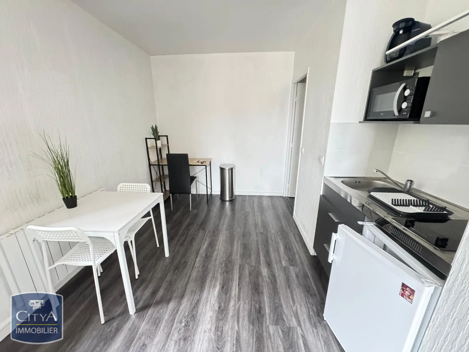 Photo 3 Appartement 1 pièce 31.08m²
