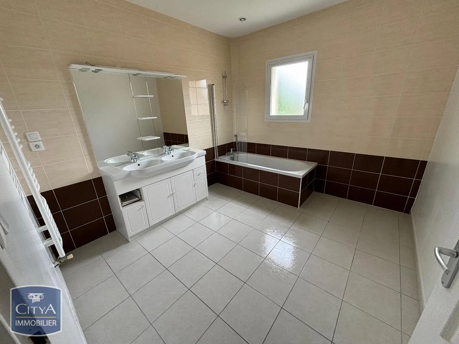 Photo 11 Maison 5 pièces 123.85m²