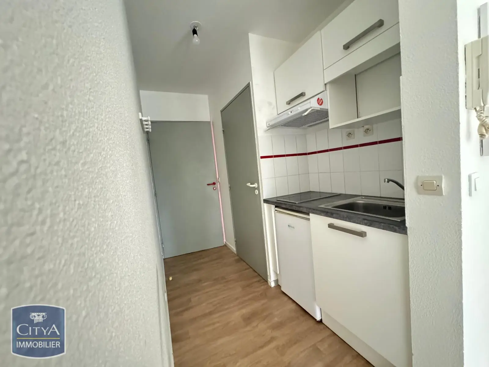 Photo 3 Appartement 1 pièce 17.94m²