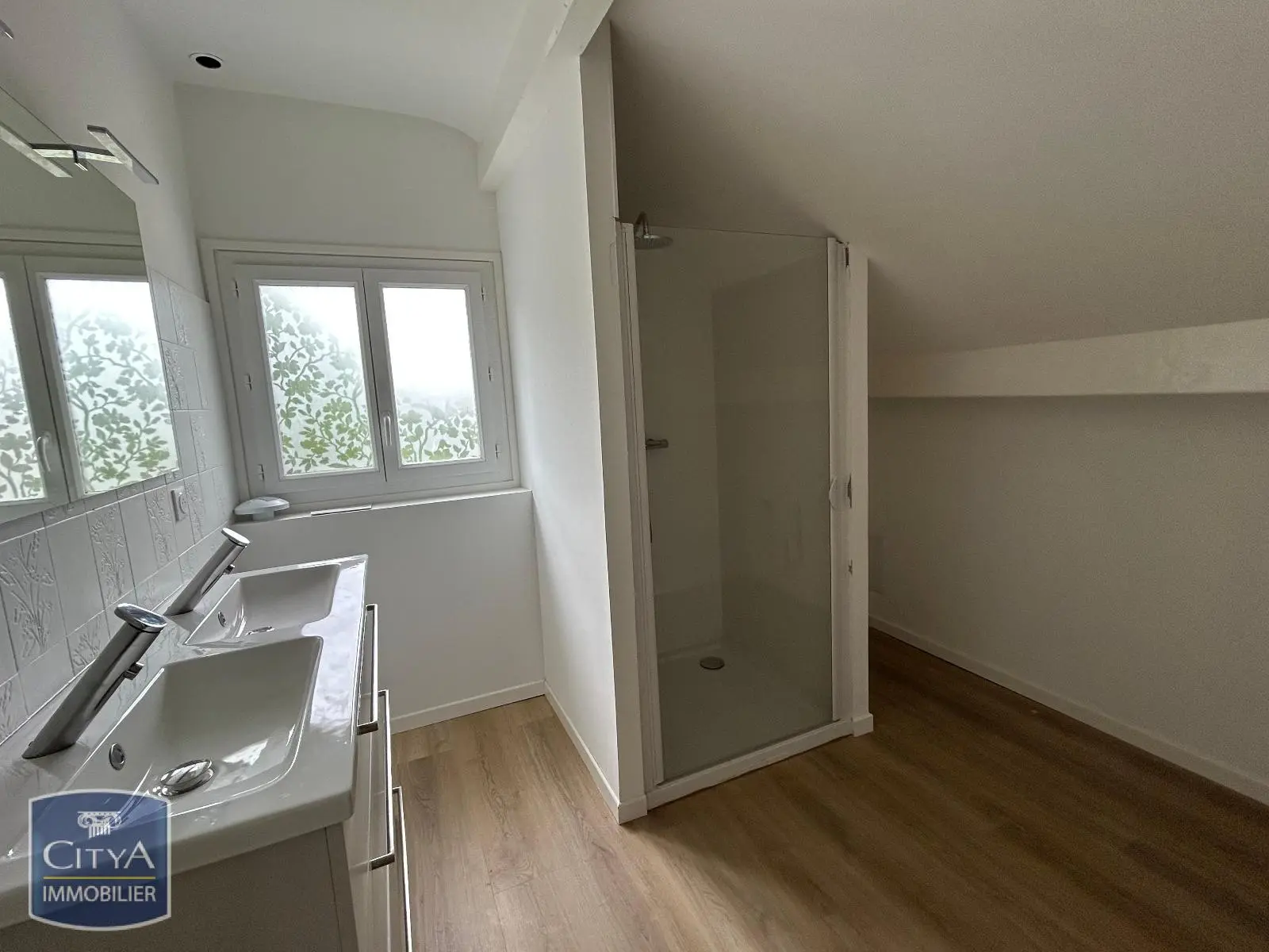 Photo 12 Appartement 4 pièces 98.61m²