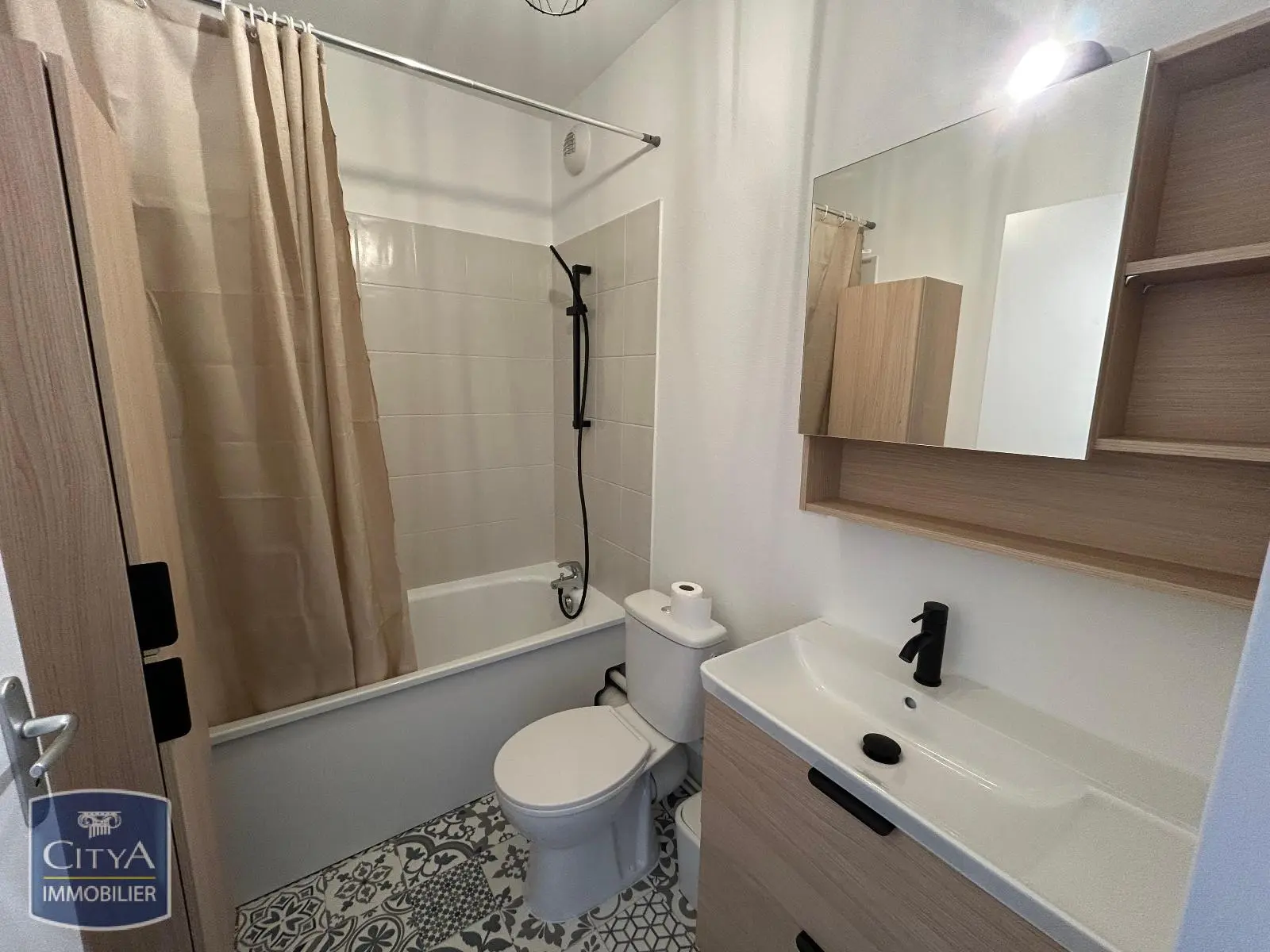 Photo 9 Appartement 1 pièce 27.23m²