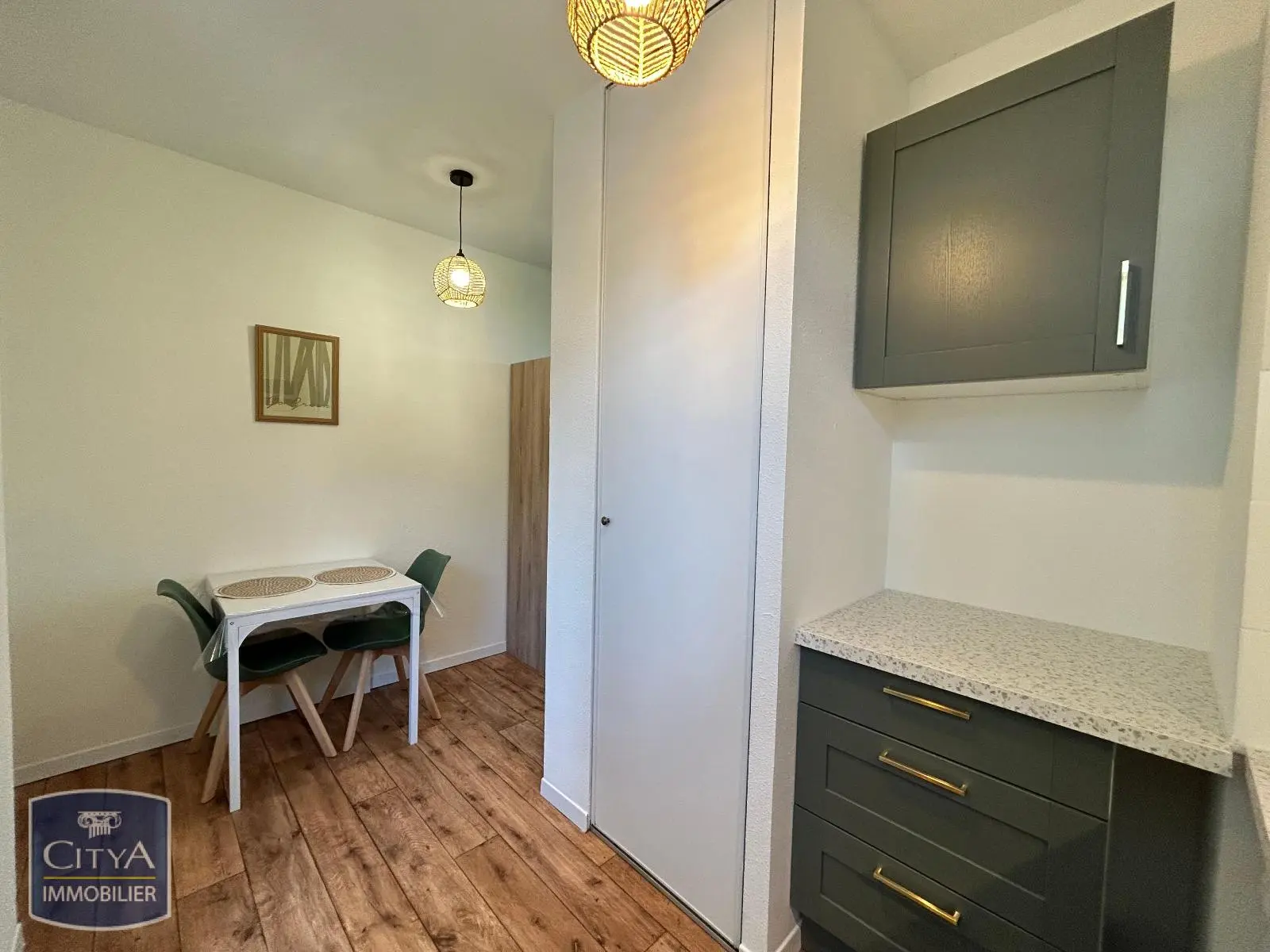 Photo 7 Appartement 1 pièce 27.23m²