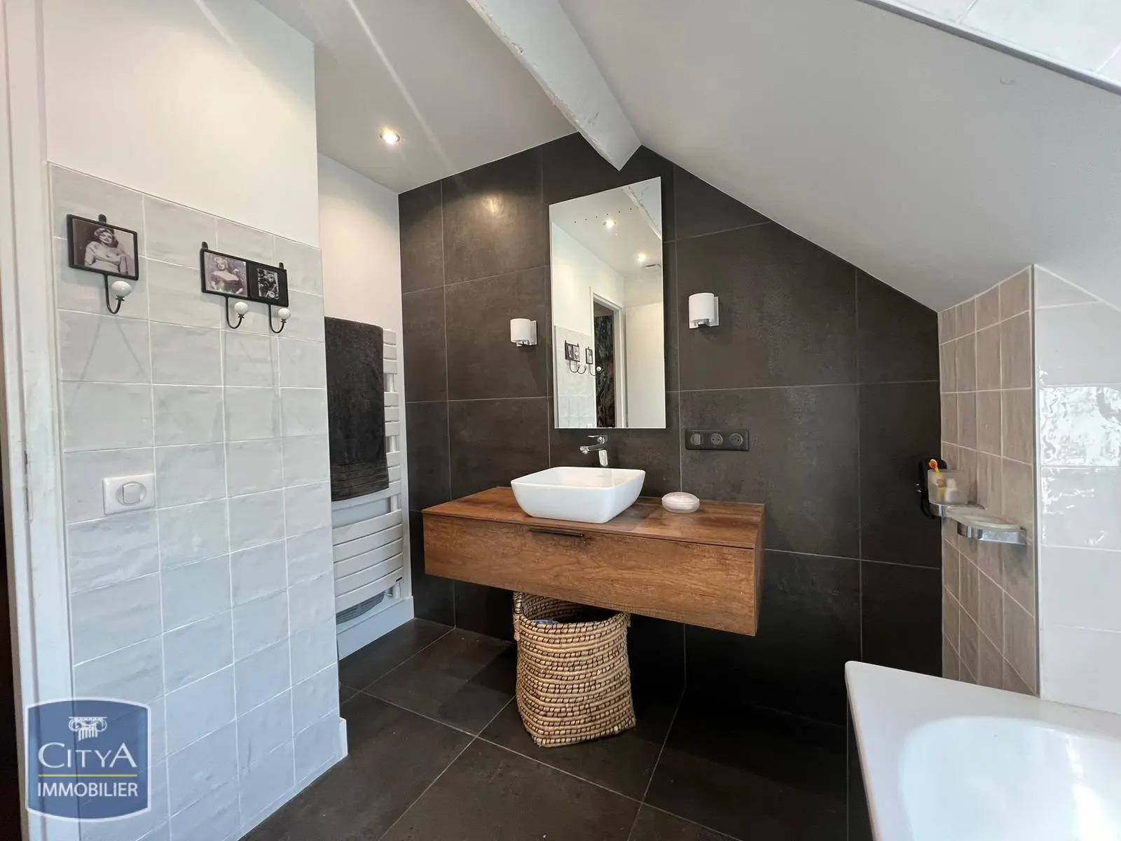 Photo 15 Appartement 4 pièces 83.74m²