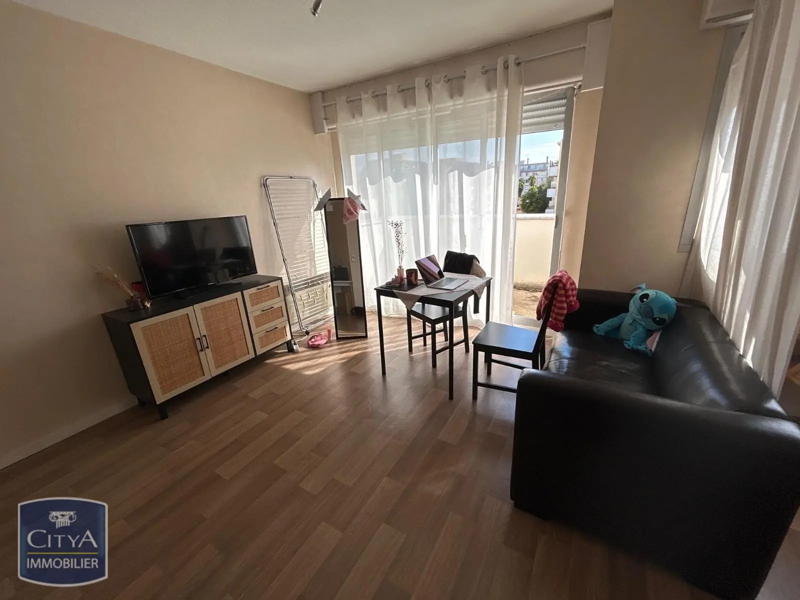 Photo 1 Appartement 1 pièce 33.49m²