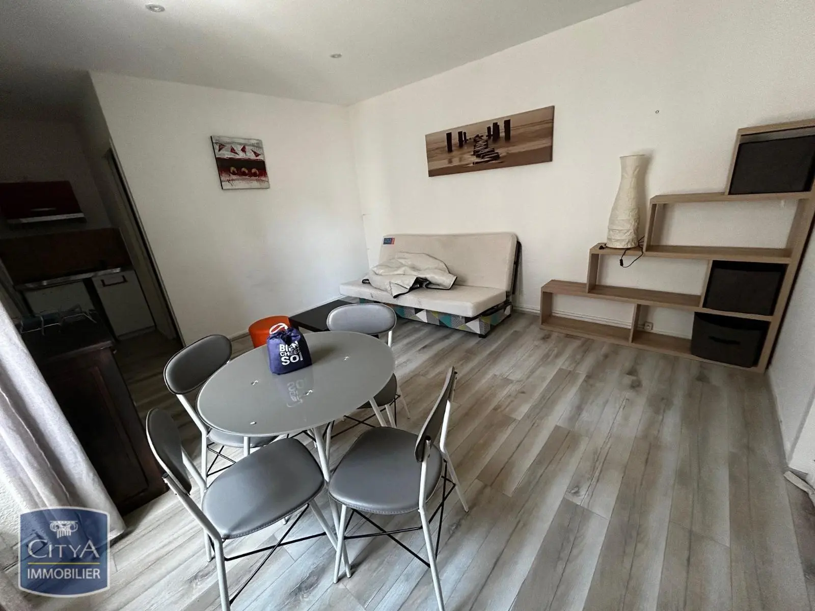 Photo 1 Appartement 1 pièce 22.39m²