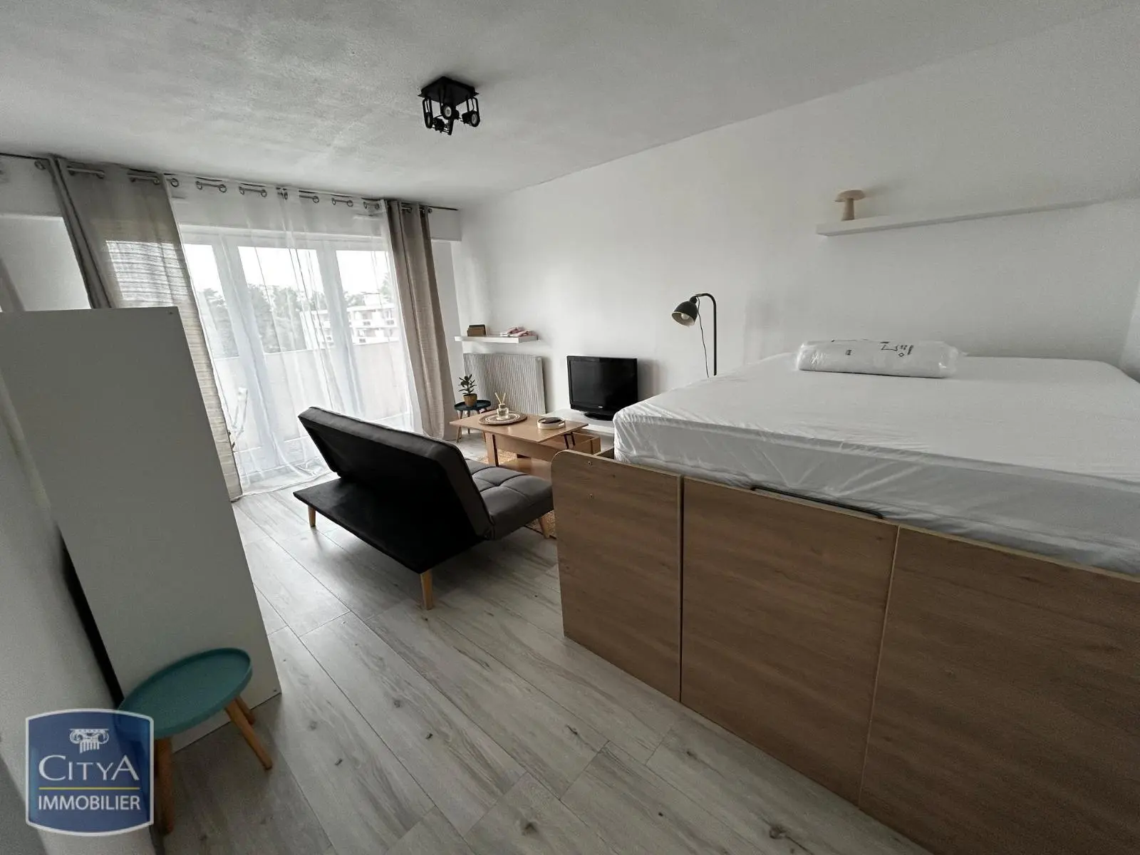Photo 1 Appartement 1 pièce 28.26m²