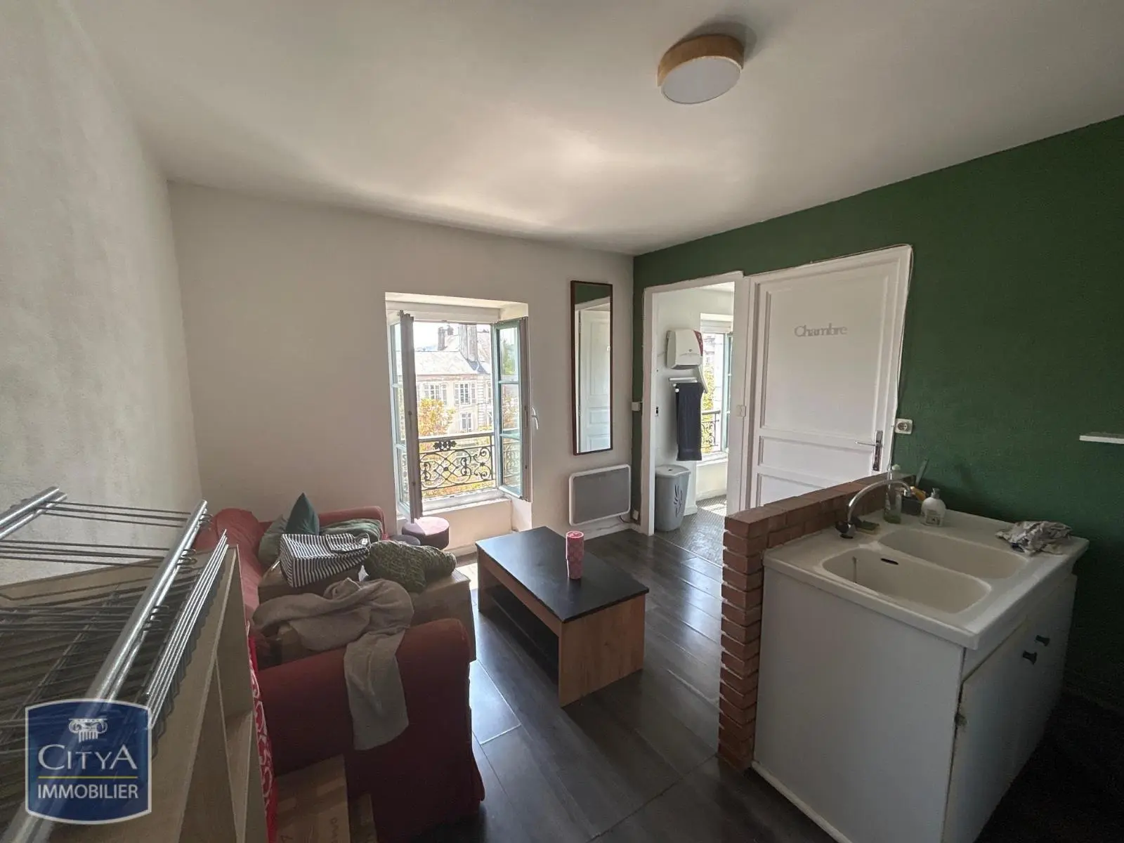 Photo 1 Appartement 1 pièce 26.23m²