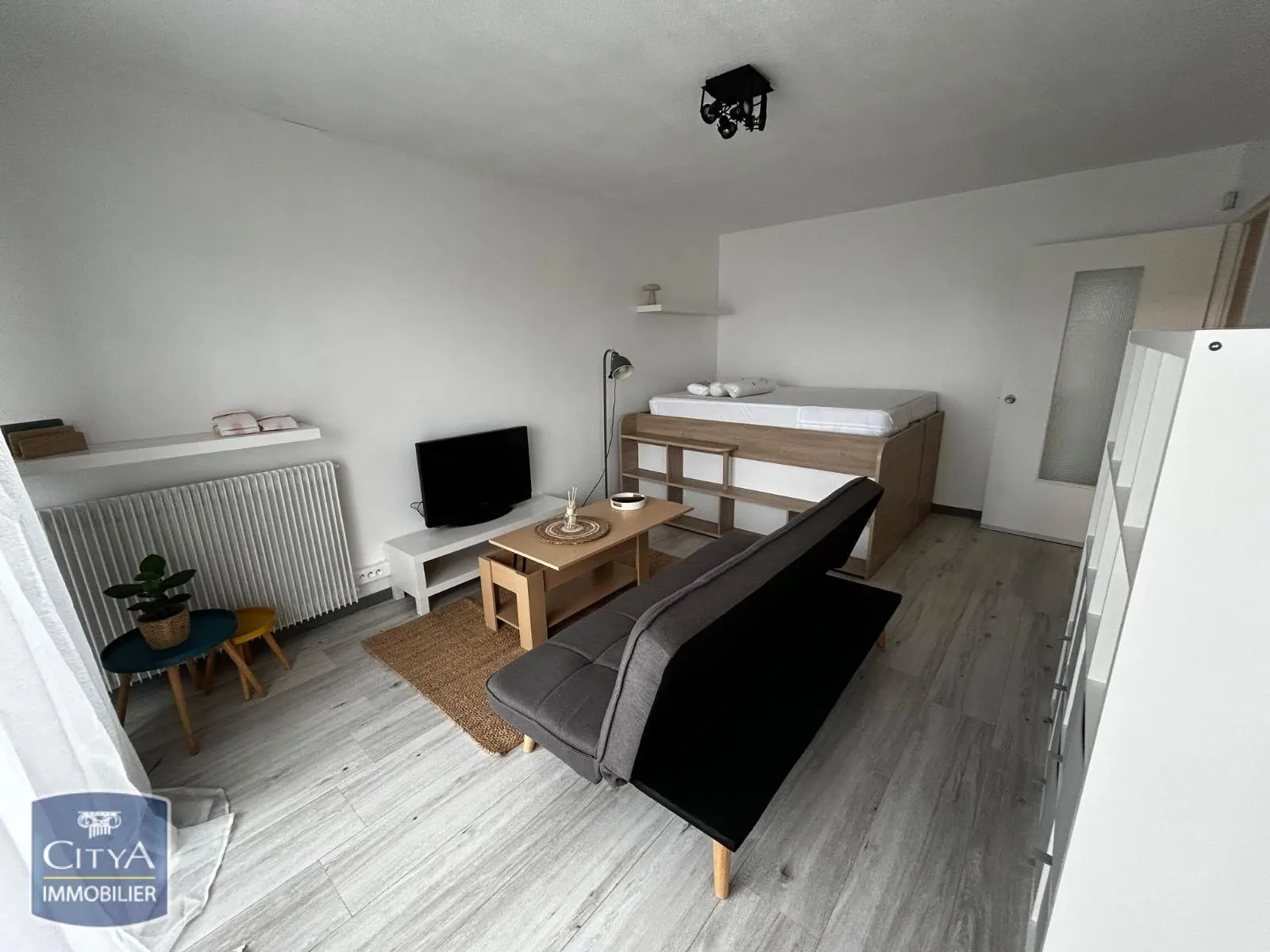 Photo 2 Appartement 1 pièce 28.26m²