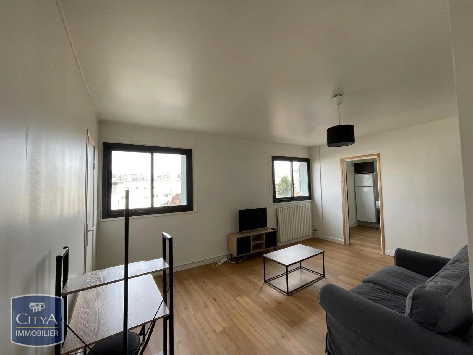 Photo 2 Appartement 1 pièce 40.58m²