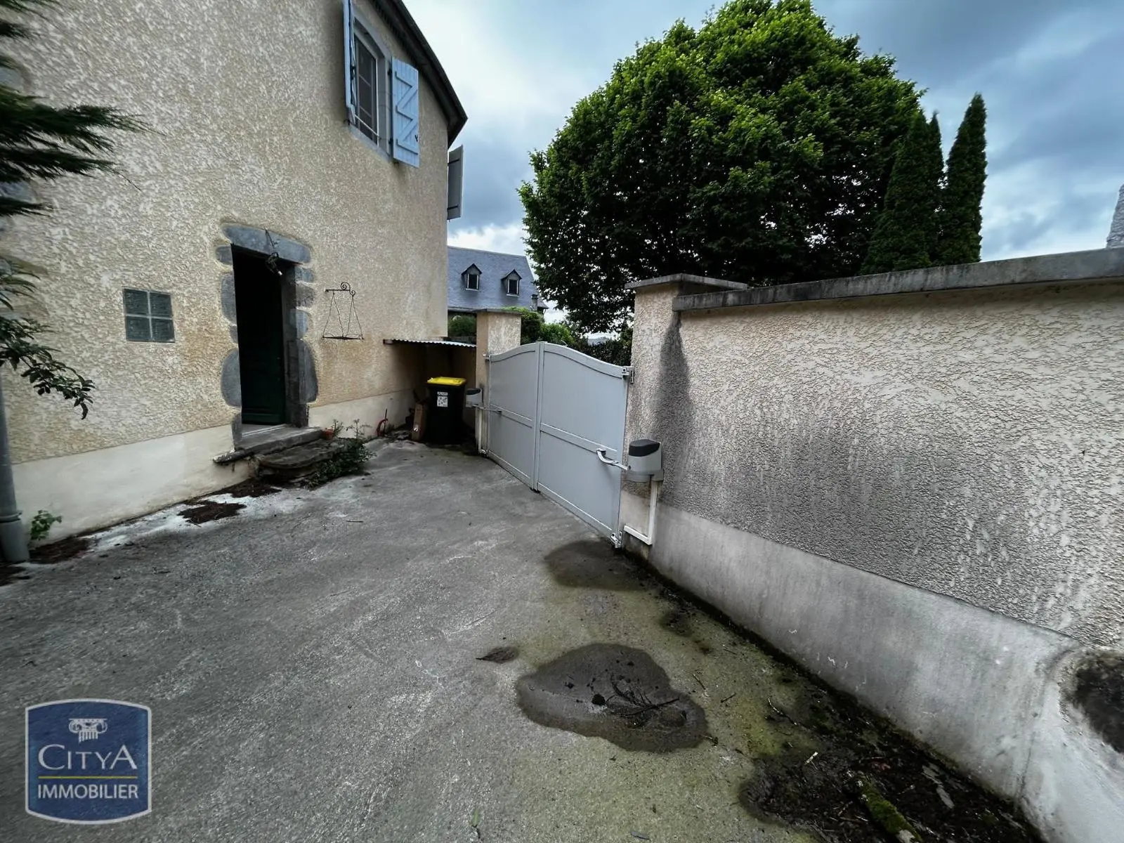 Photo 2 Maison 6 pièces 260.67m²