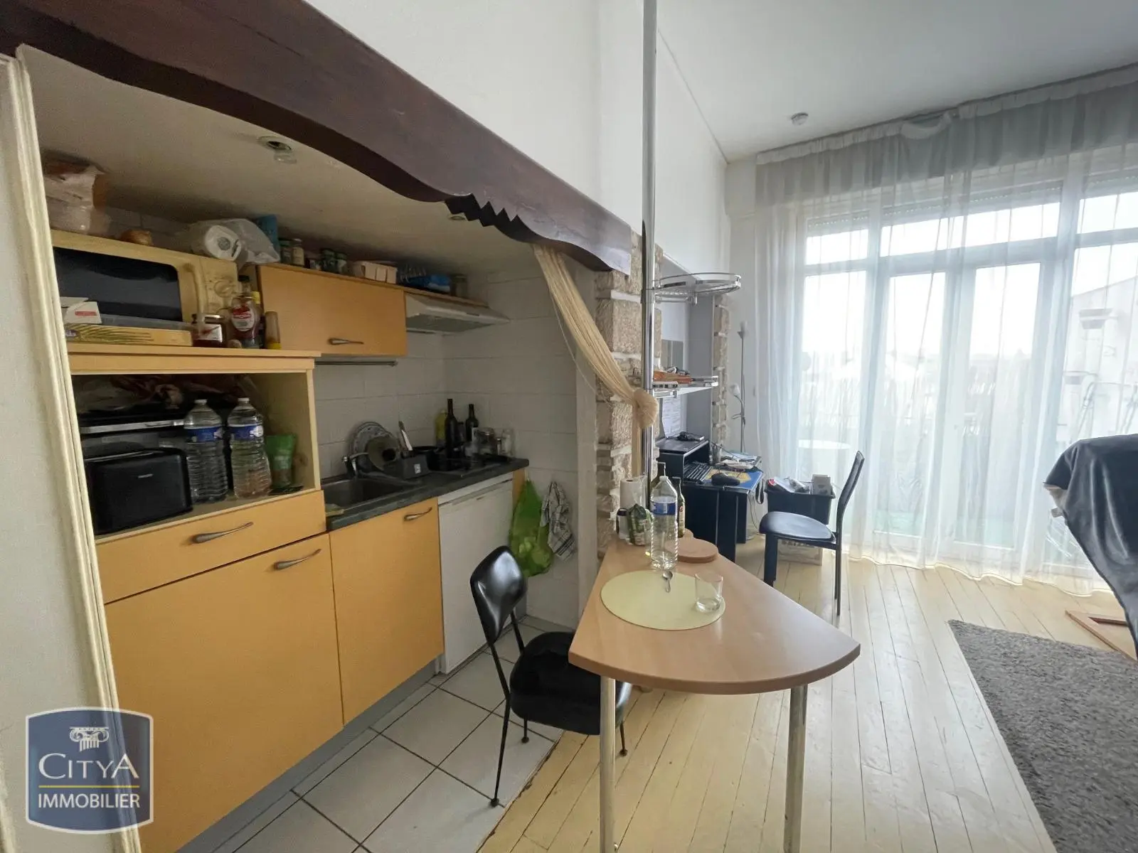 Photo 2 Appartement 1 pièce 27.28m²
