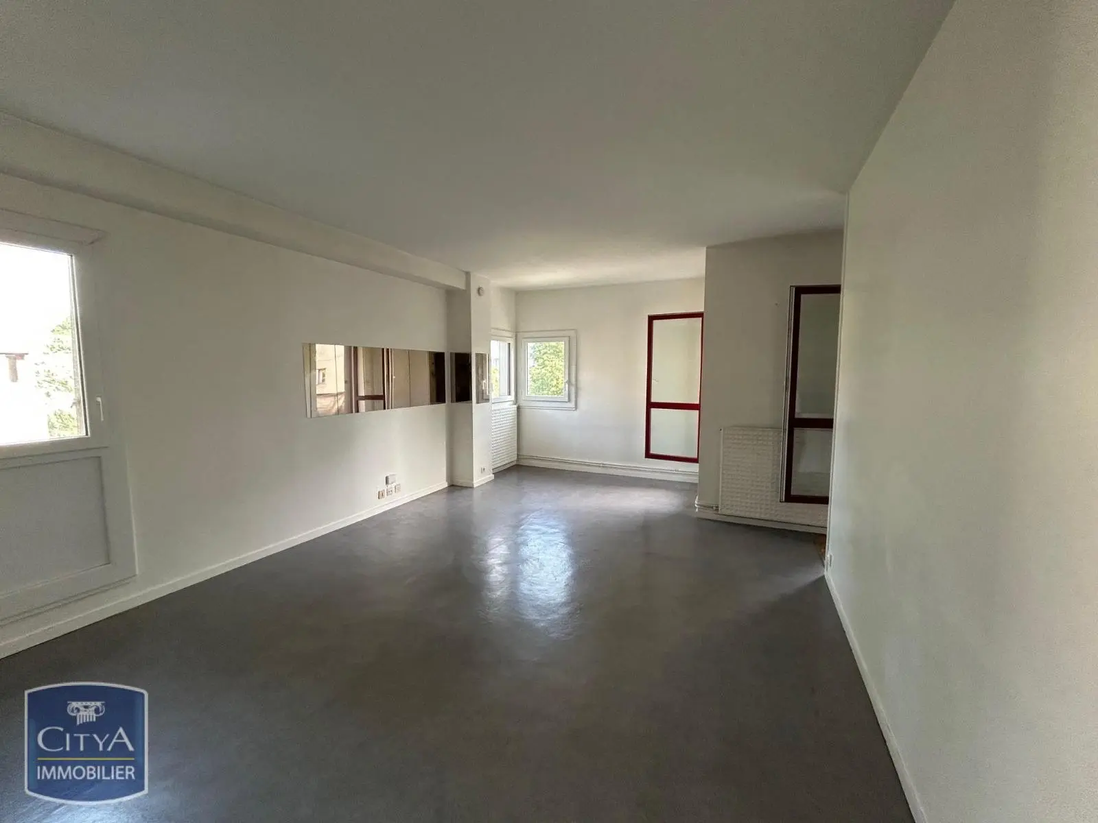 Photo 2 Appartement 1 pièce 33.42m²