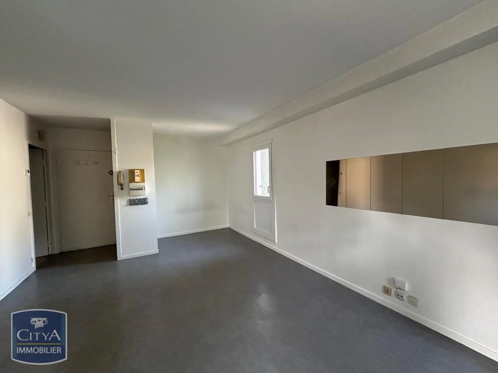 Photo 3 Appartement 1 pièce 33.42m²