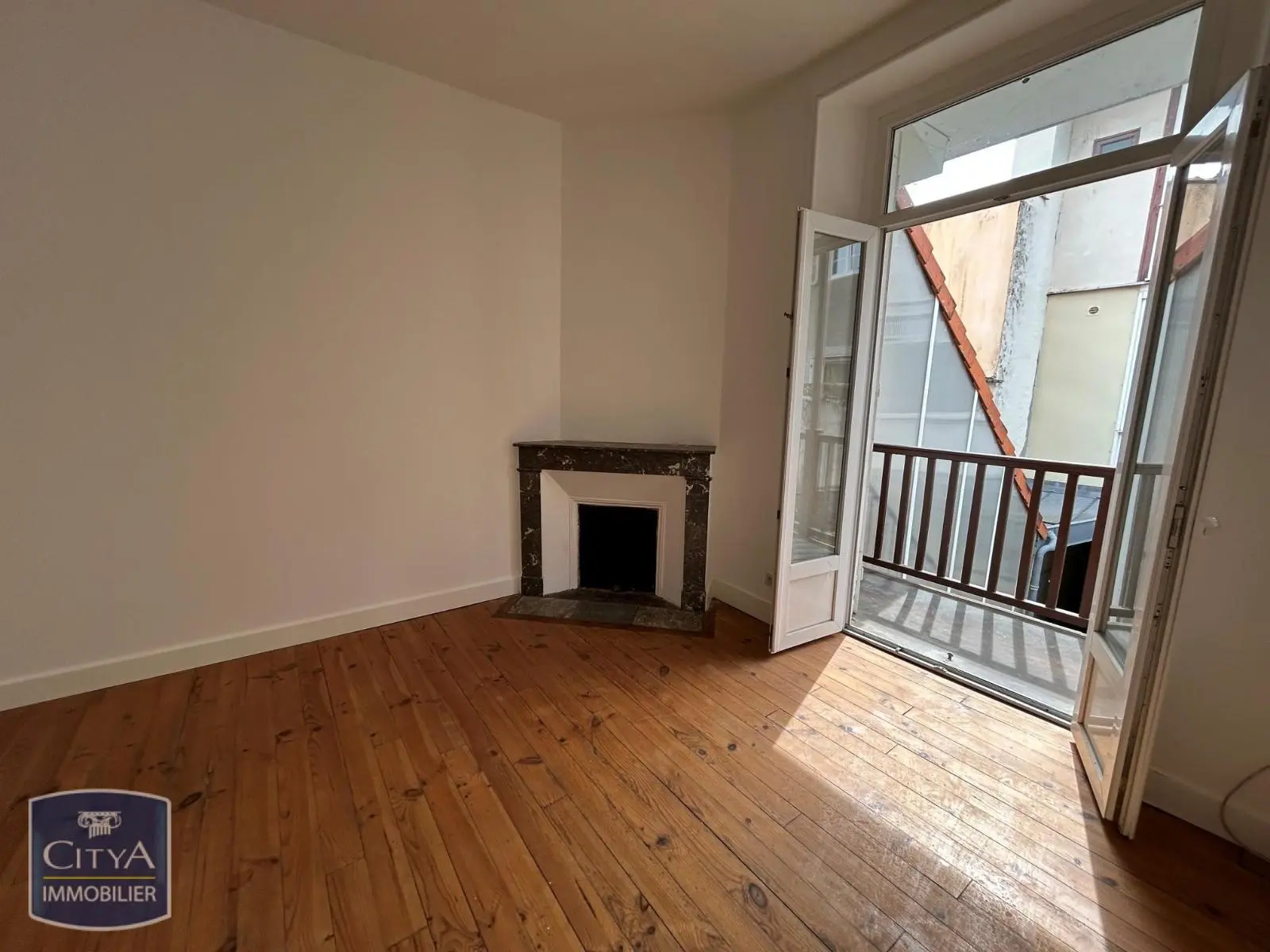 Photo 3 Appartement 1 pièce 28.55m²