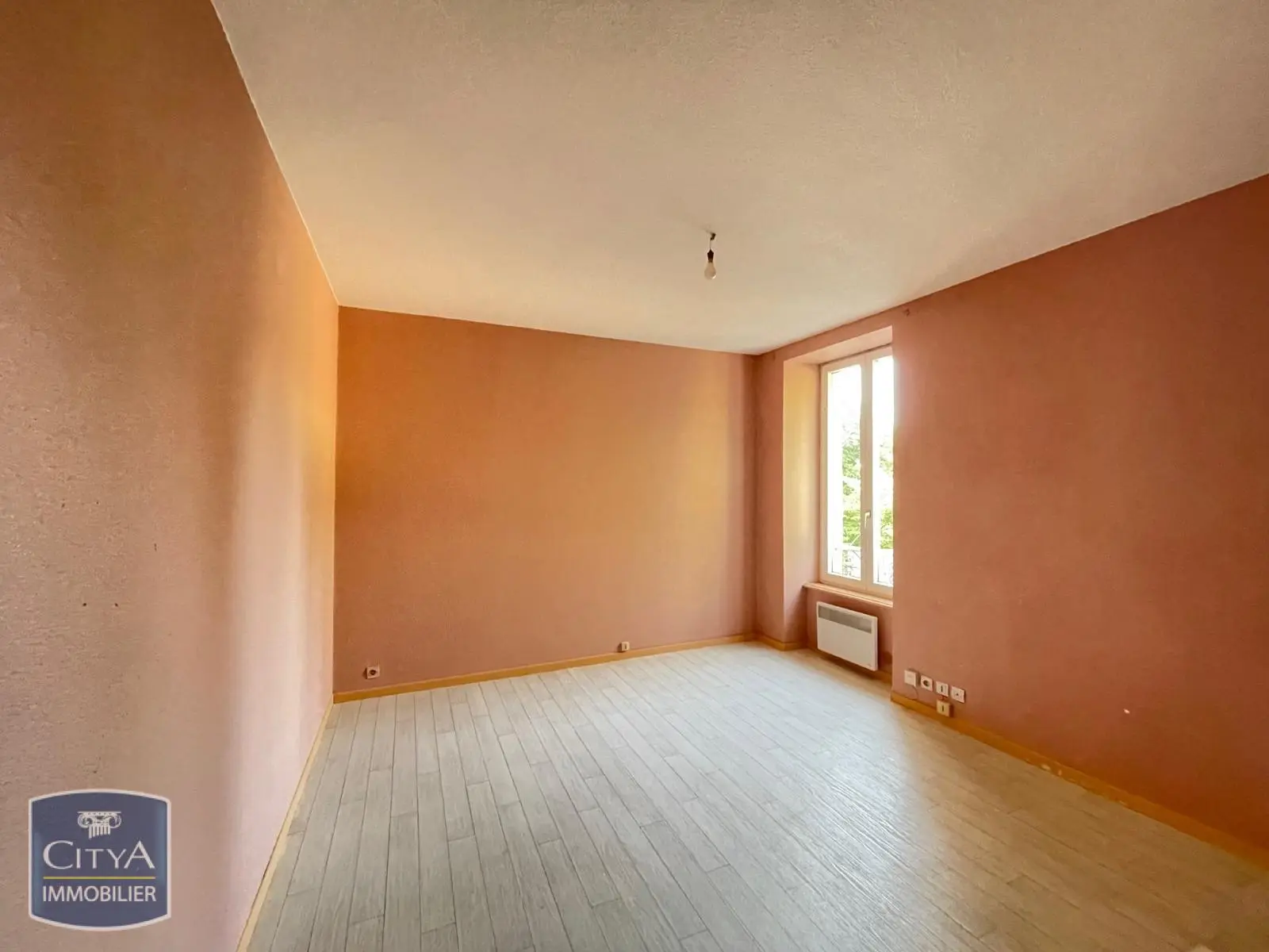 Photo 1 Appartement 1 pièce 22.3m²