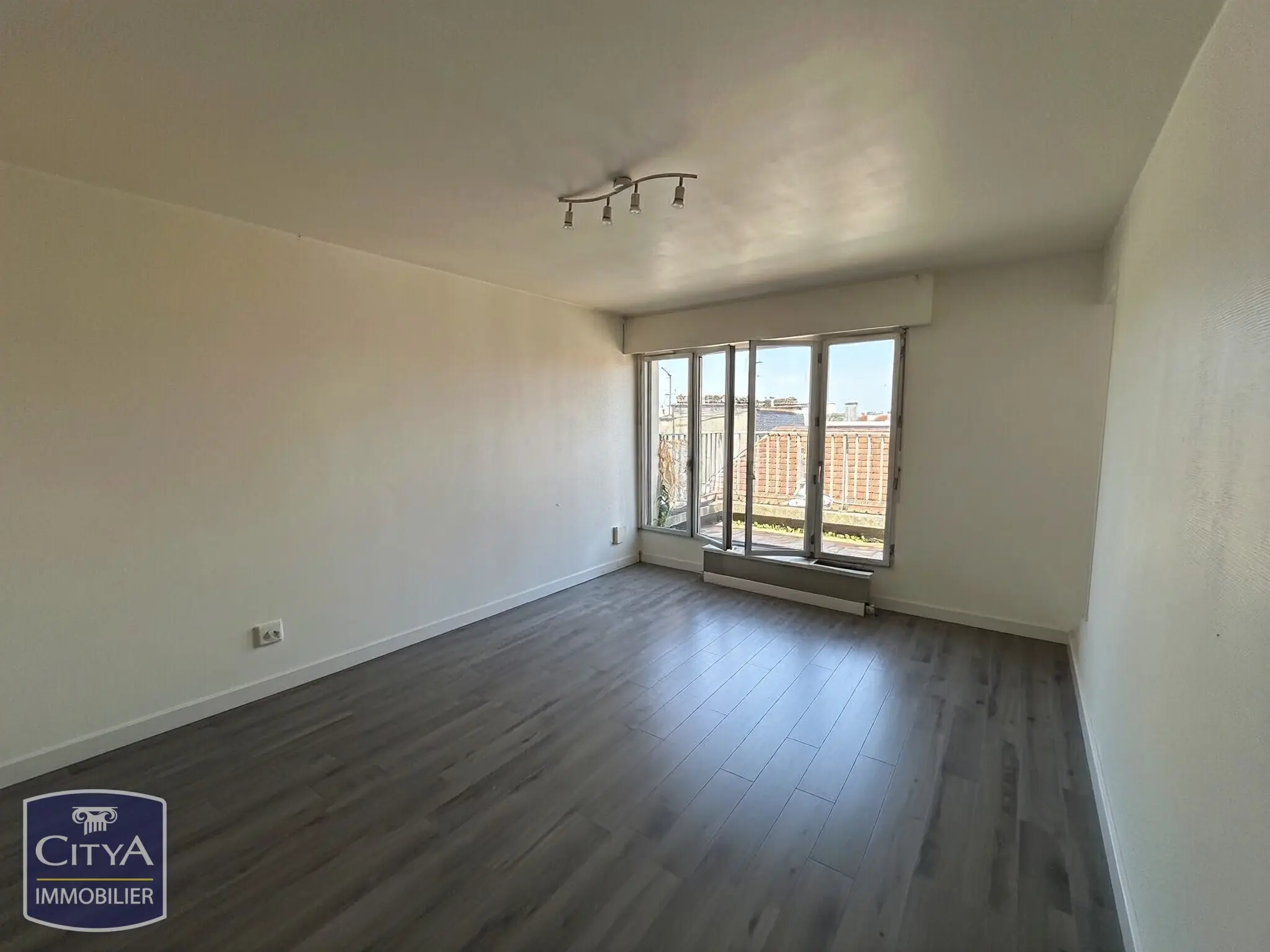 Photo 4 Appartement 1 pièce 27.31m²