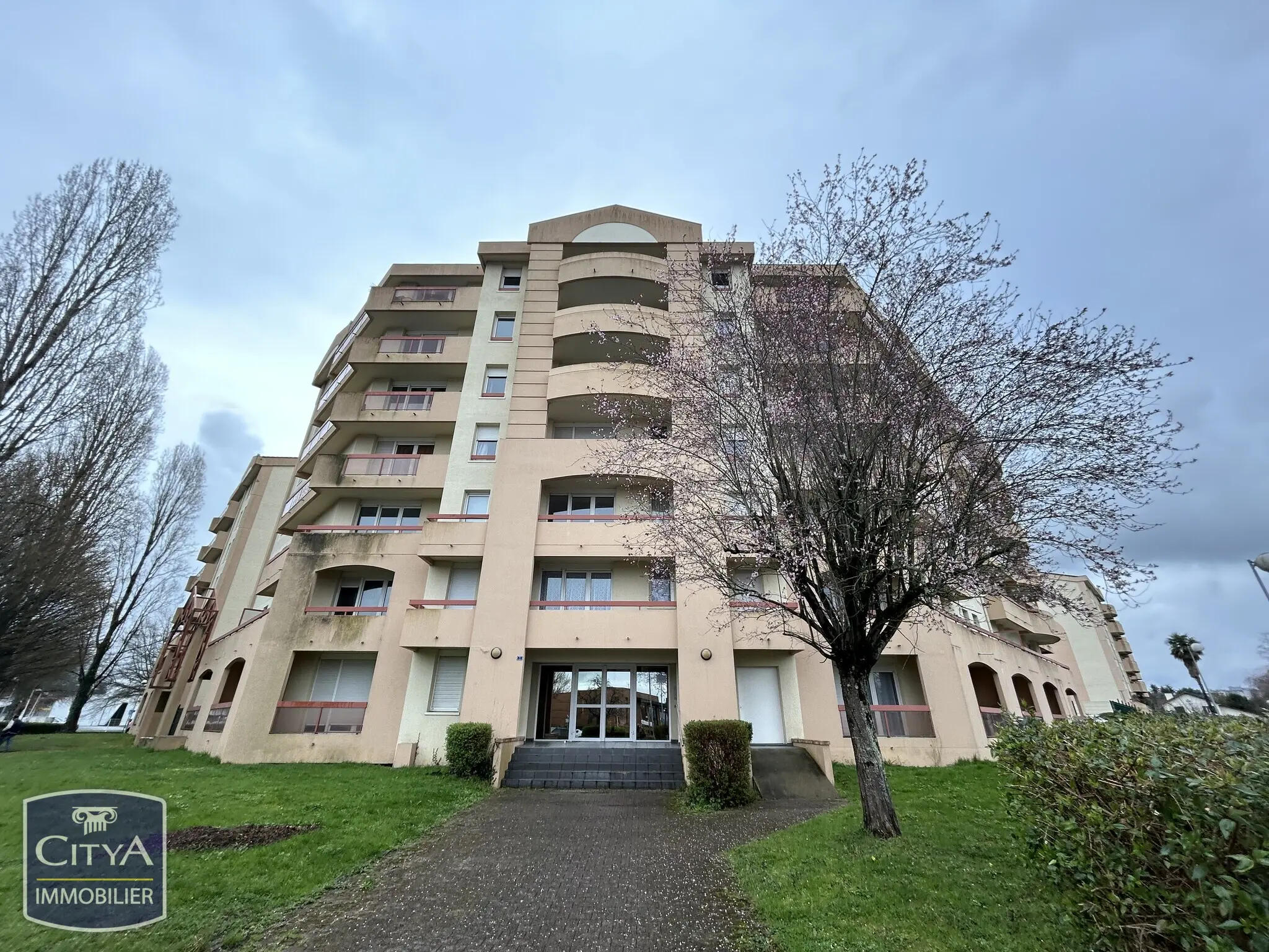 Photo 1 Appartement 3 pièces 74m²