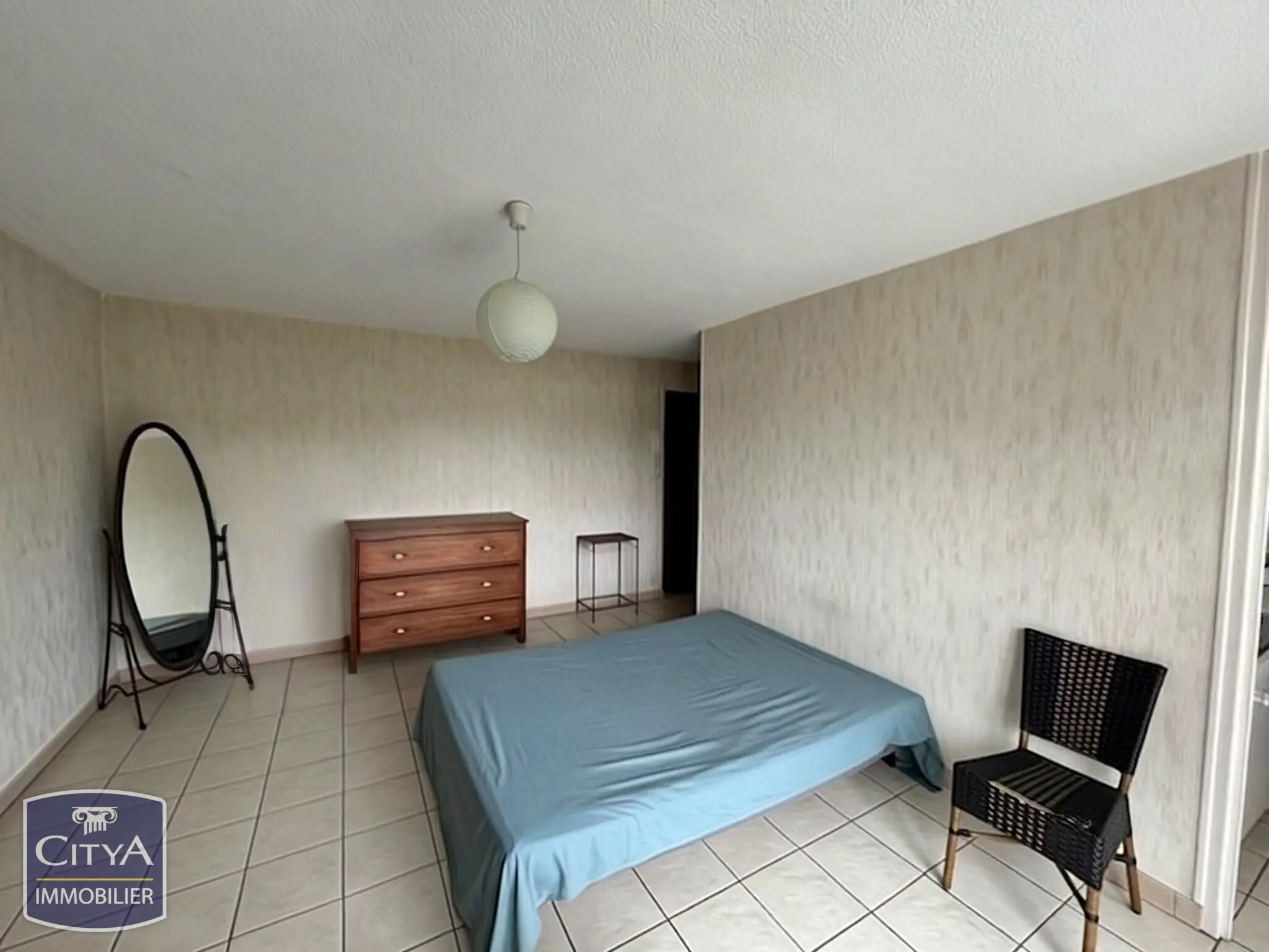 Photo 1 Appartement 1 pièce 26m²