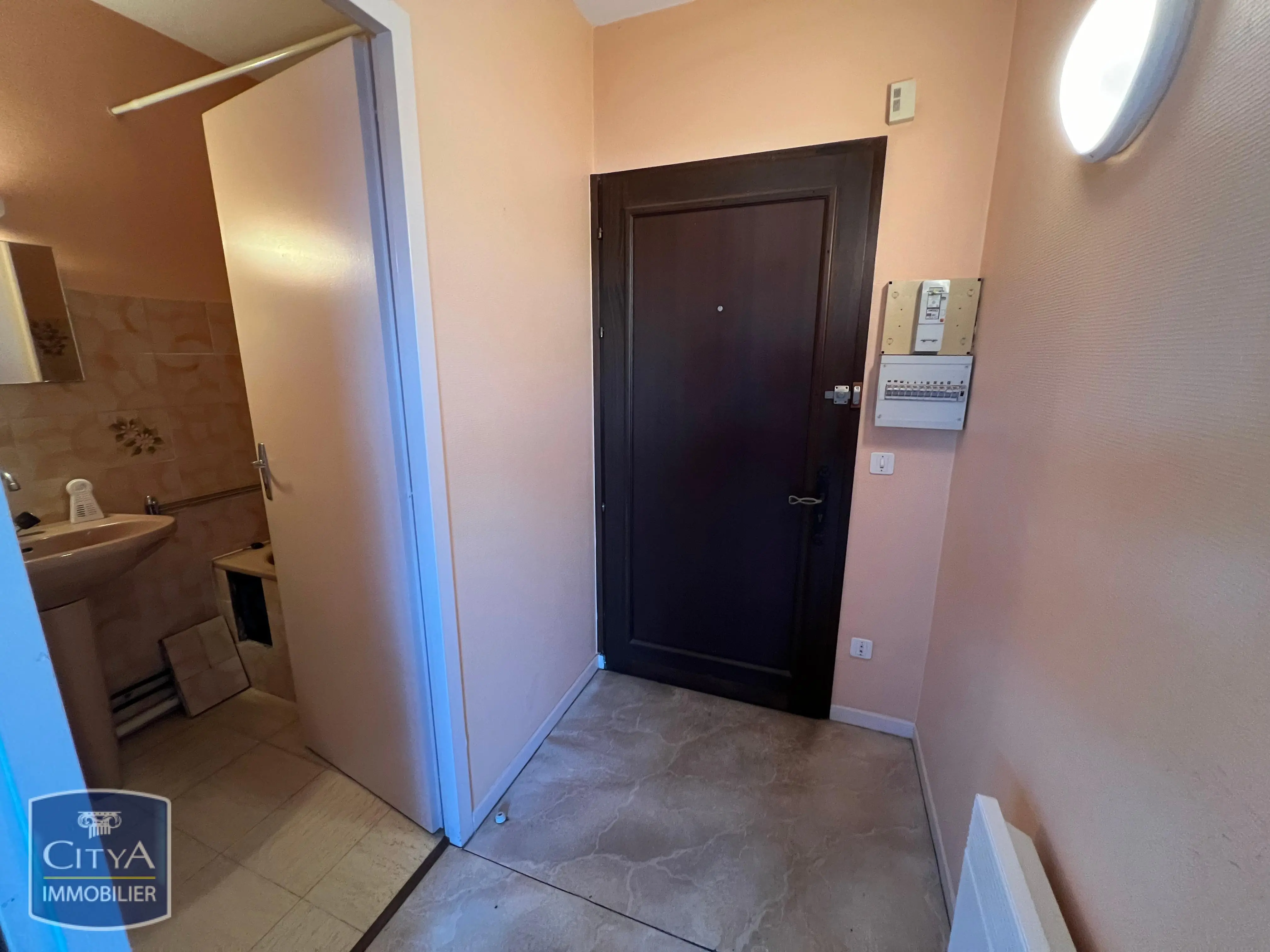 Photo 6 Appartement 1 pièce 23.73m²