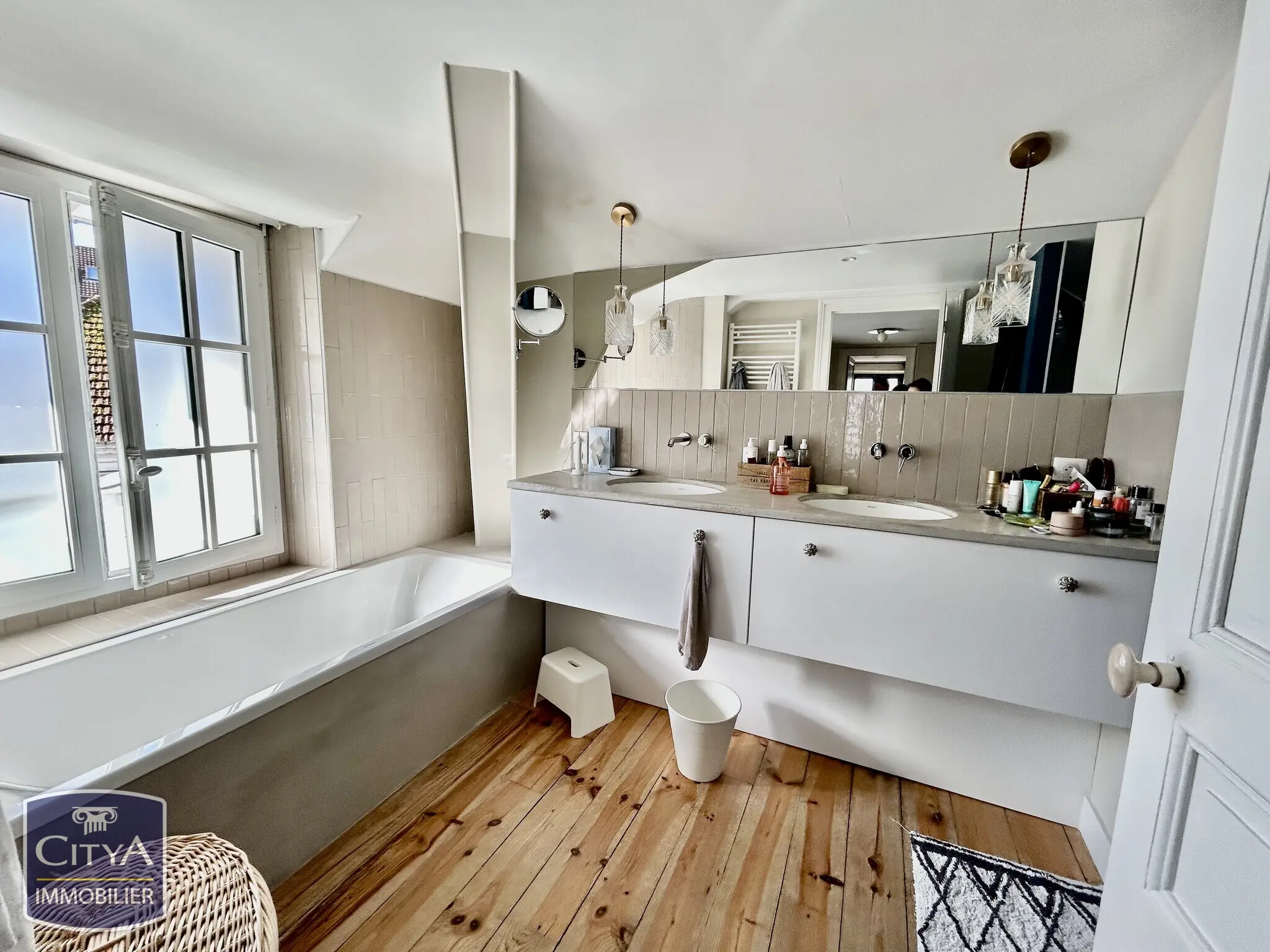 Photo 25 Maison 8 pièces 284.95m²