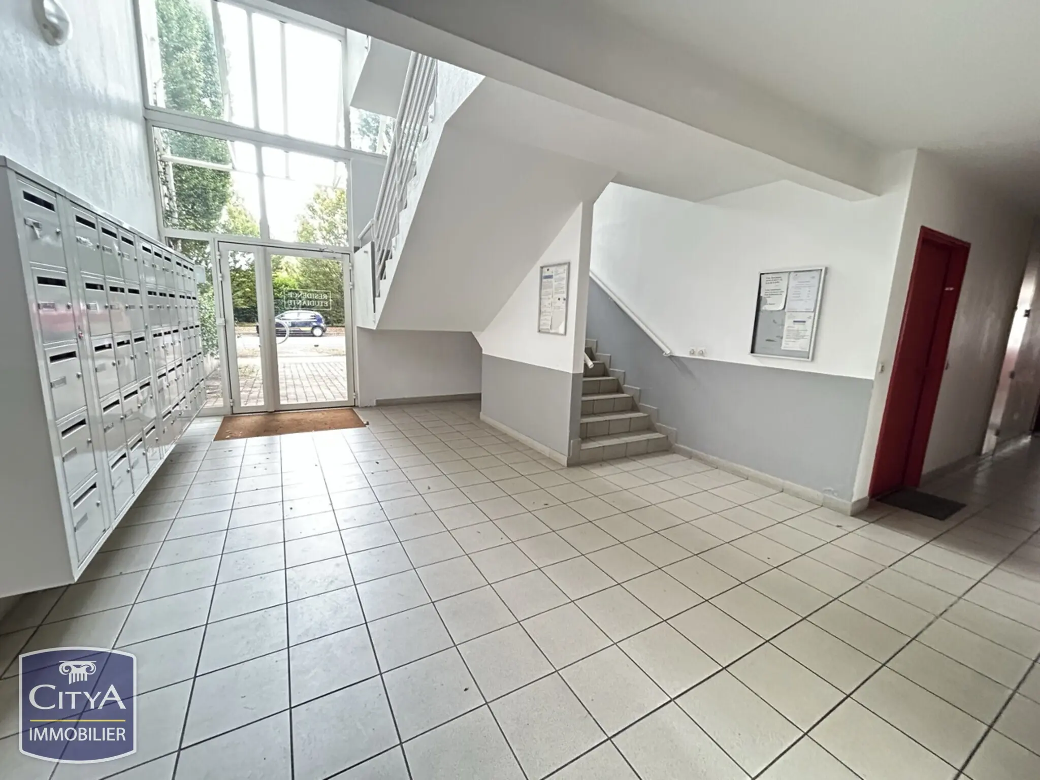 Photo 8 Appartement 1 pièce 17.94m²