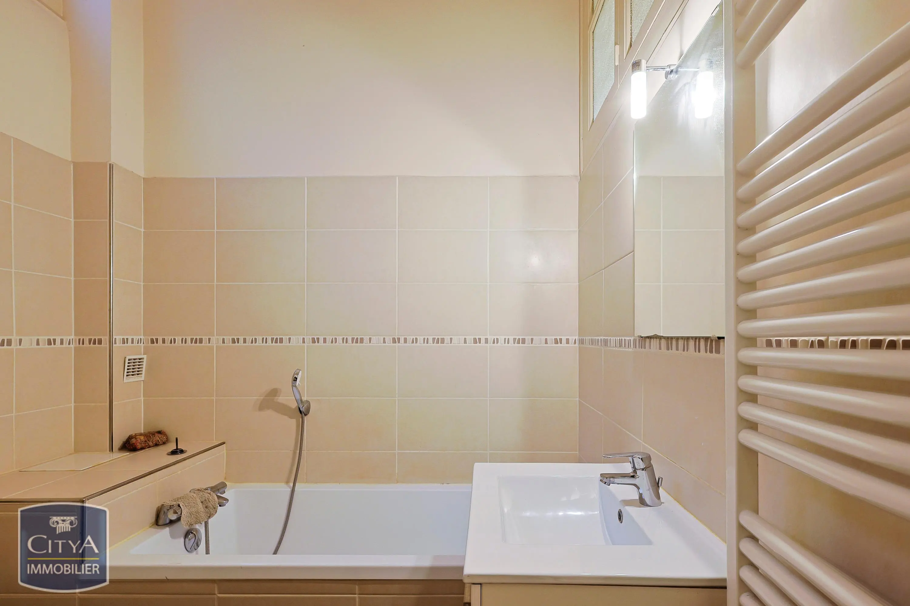 Photo 11 Appartement 4 pièces 122m²