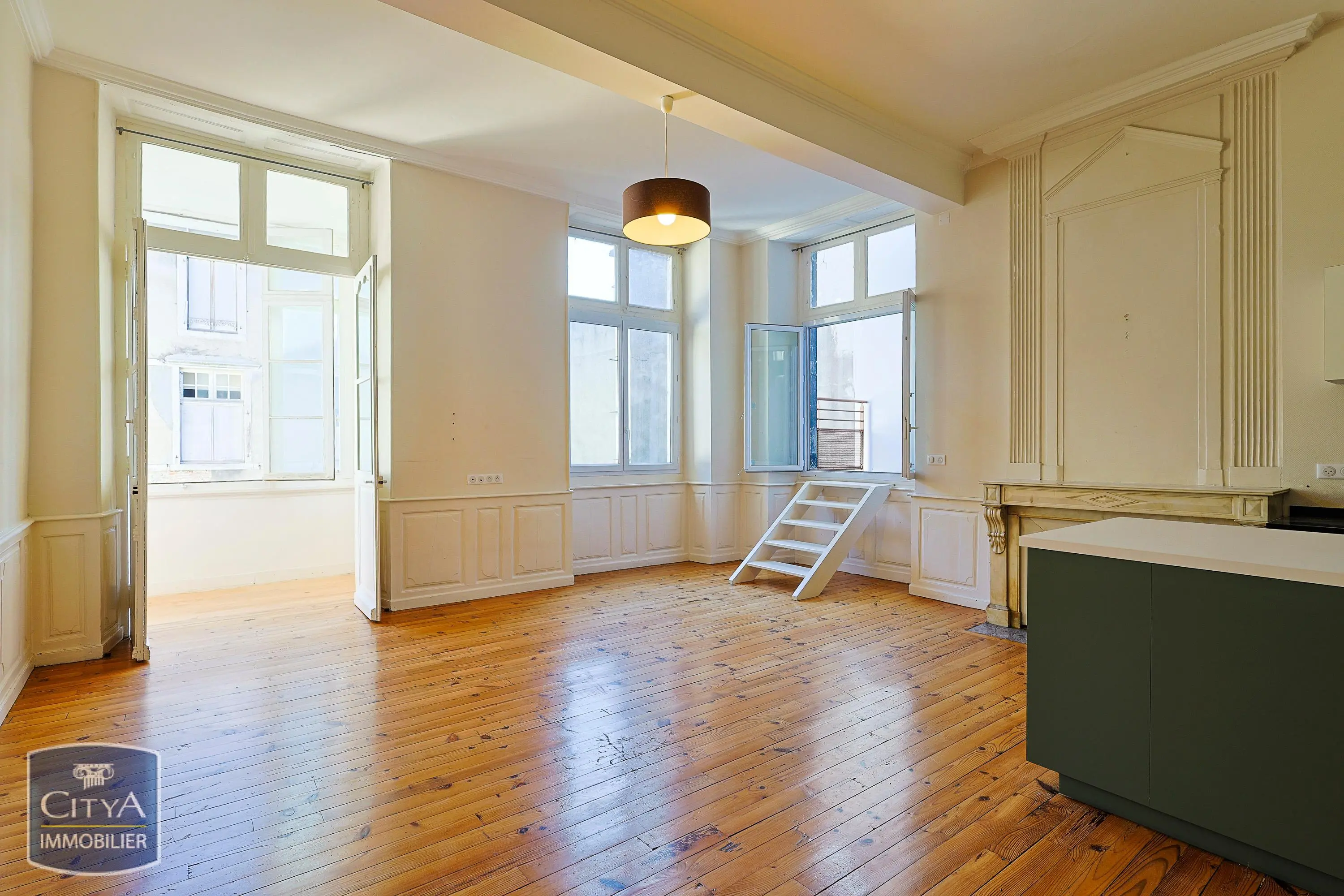 Photo 1 Appartement 4 pièces 122m²