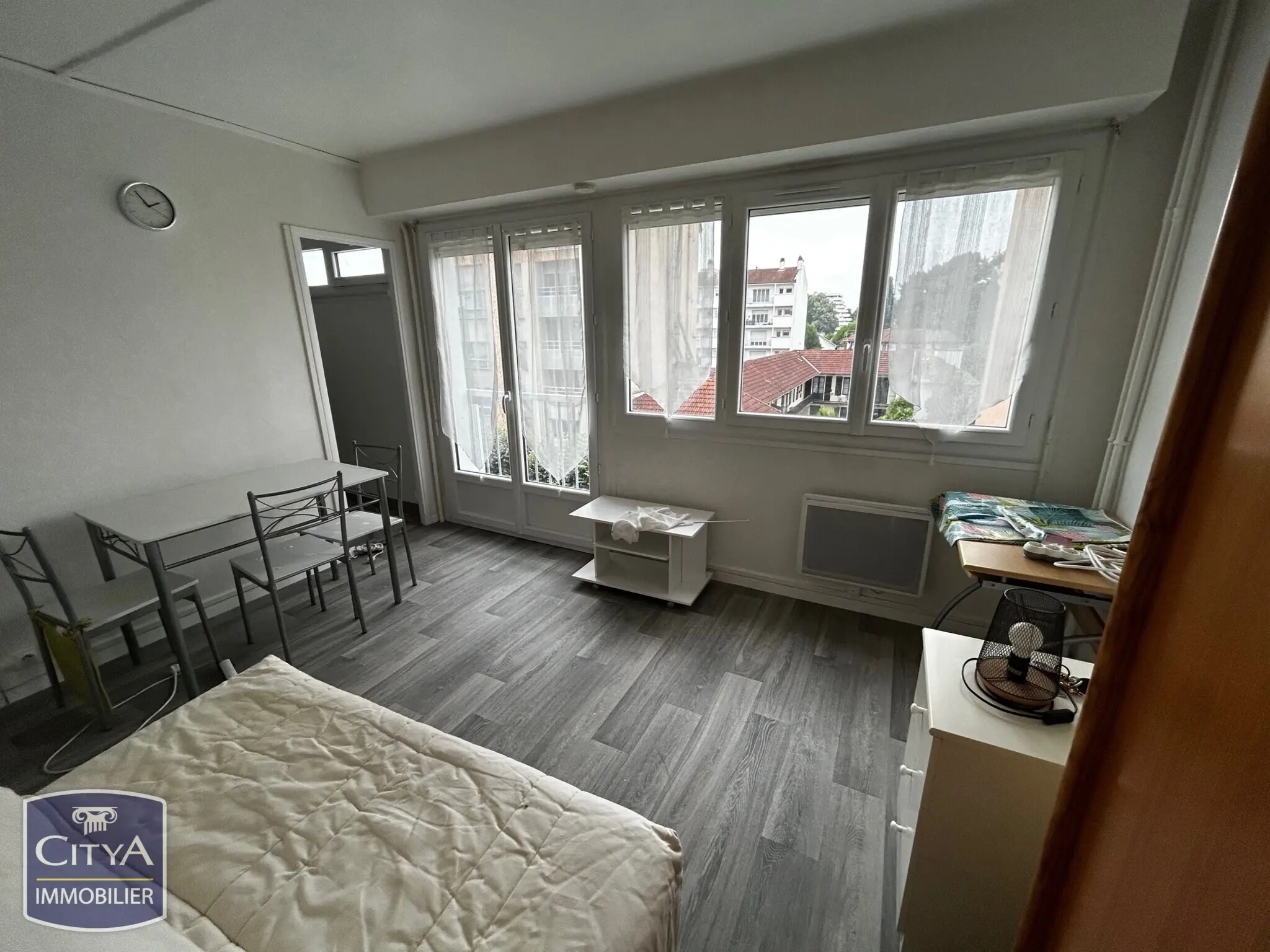 Photo 1 Appartement 1 pièce 19.38m²