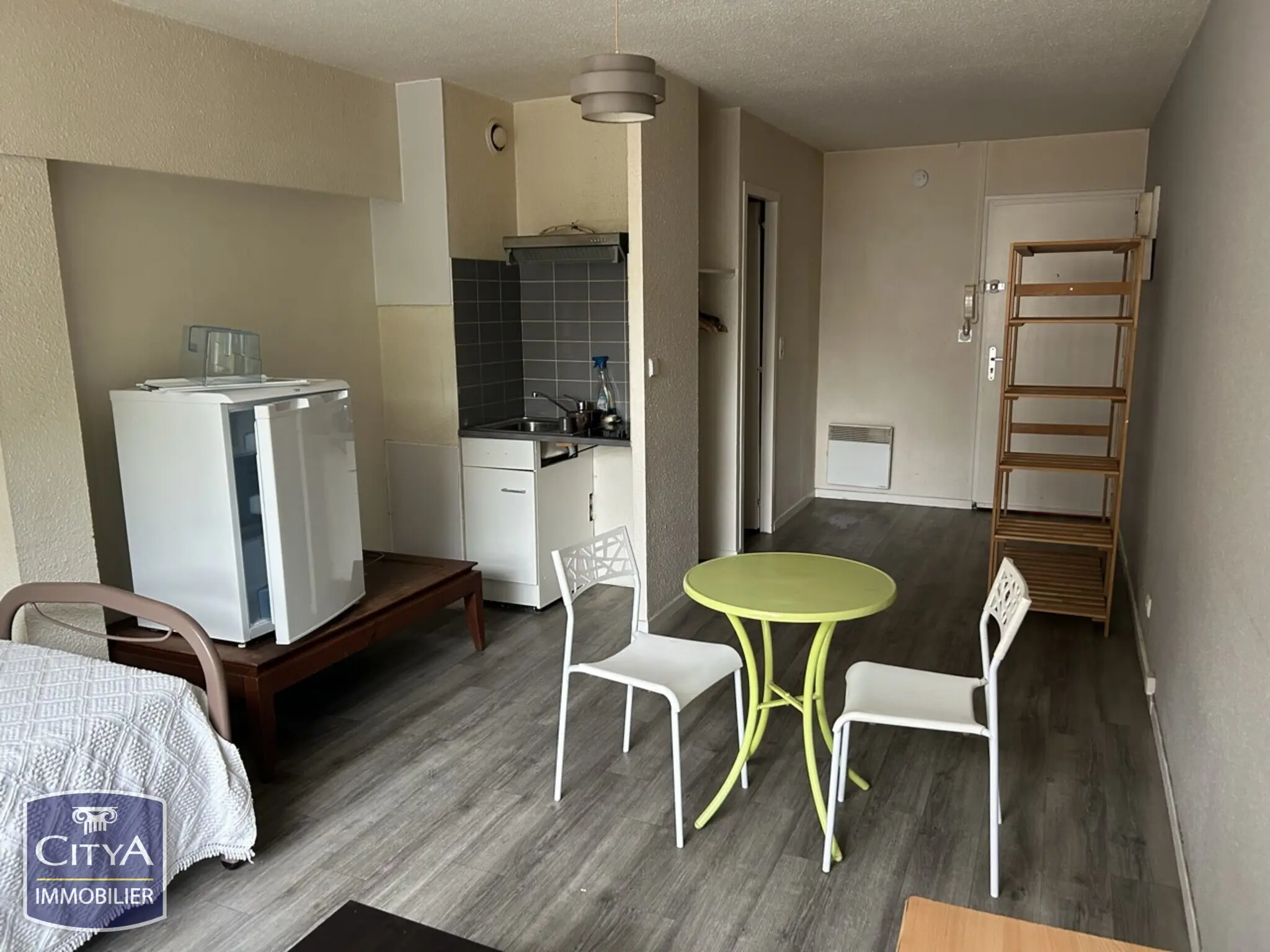 Photo 2 Appartement 1 pièce 25m²