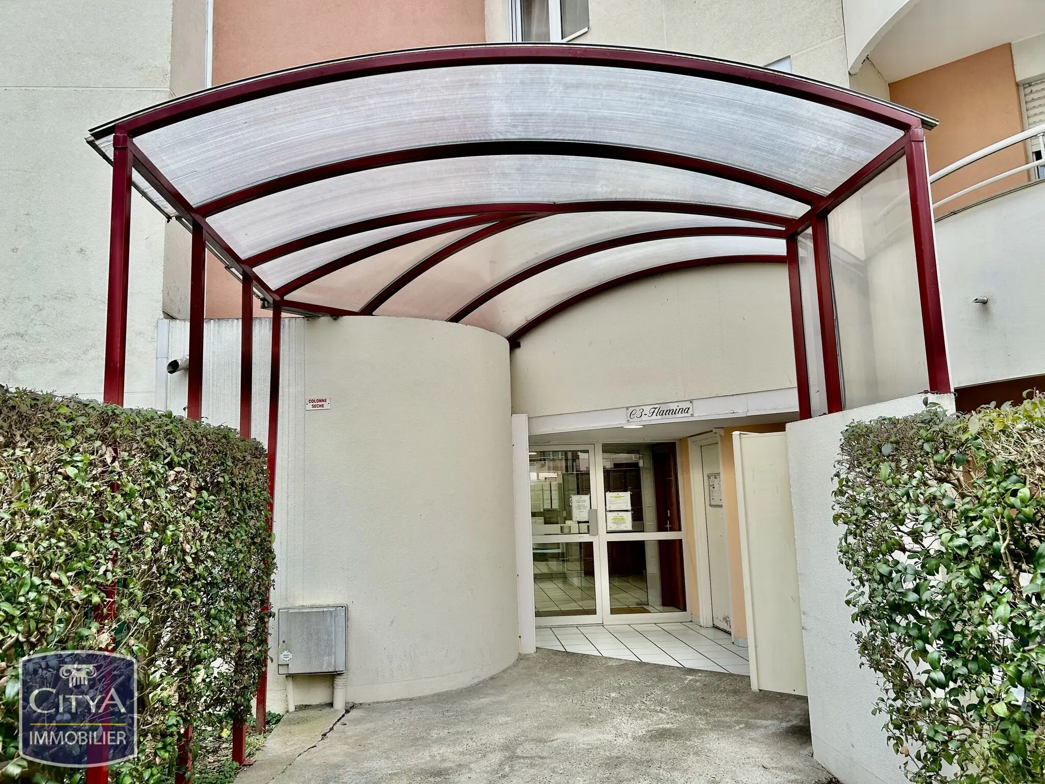 Photo 3 Appartement 2 pièces 49.7m²