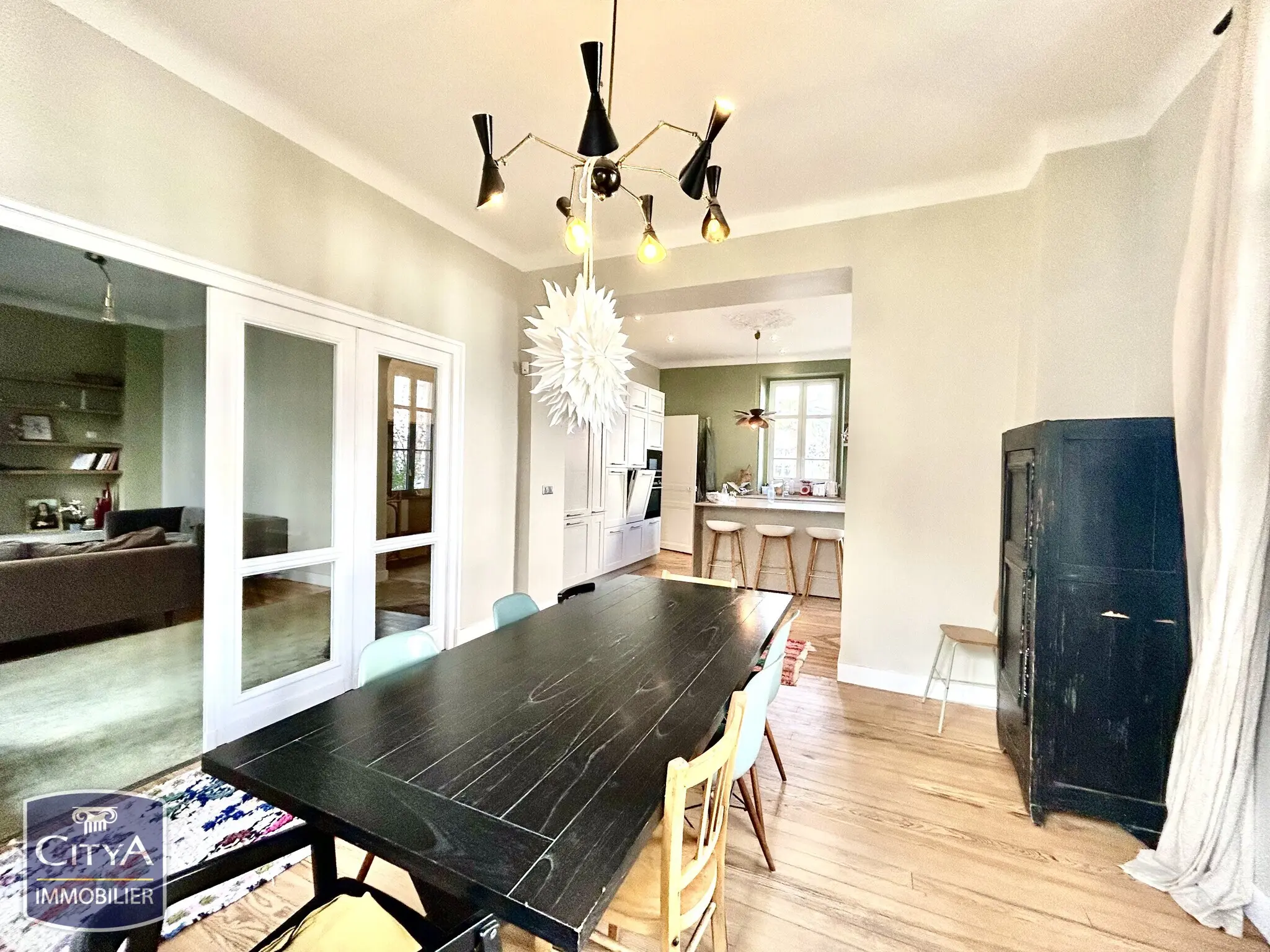 Photo 13 Maison 10 pièces 284.95m²