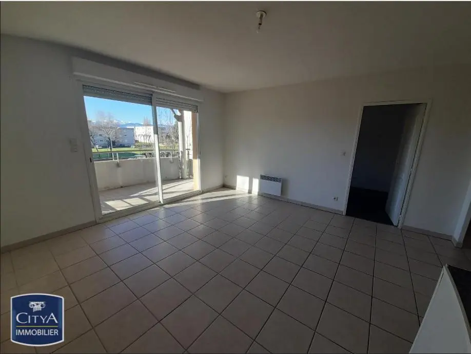 Photo 2 Appartement 3 pièces 56m²