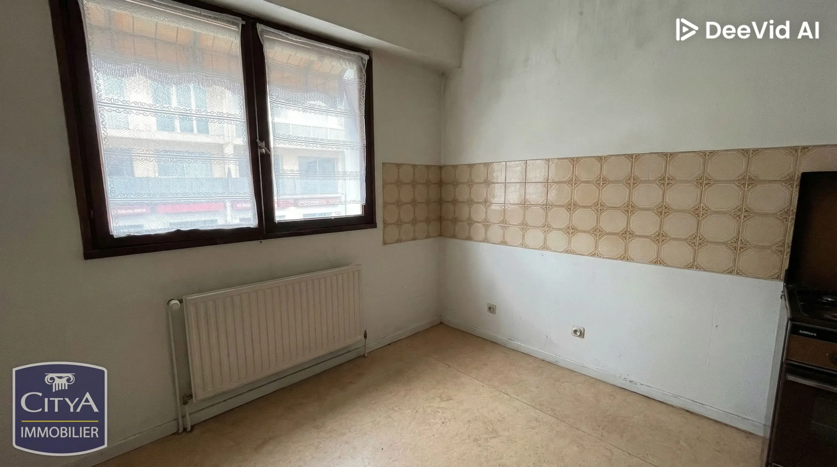 Photo 2 Appartement 1 pièce 31.82m²
