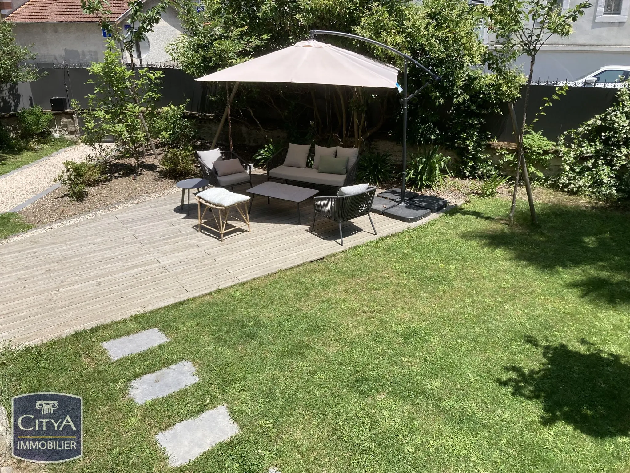 Photo 22 Maison 10 pièces 284.95m²