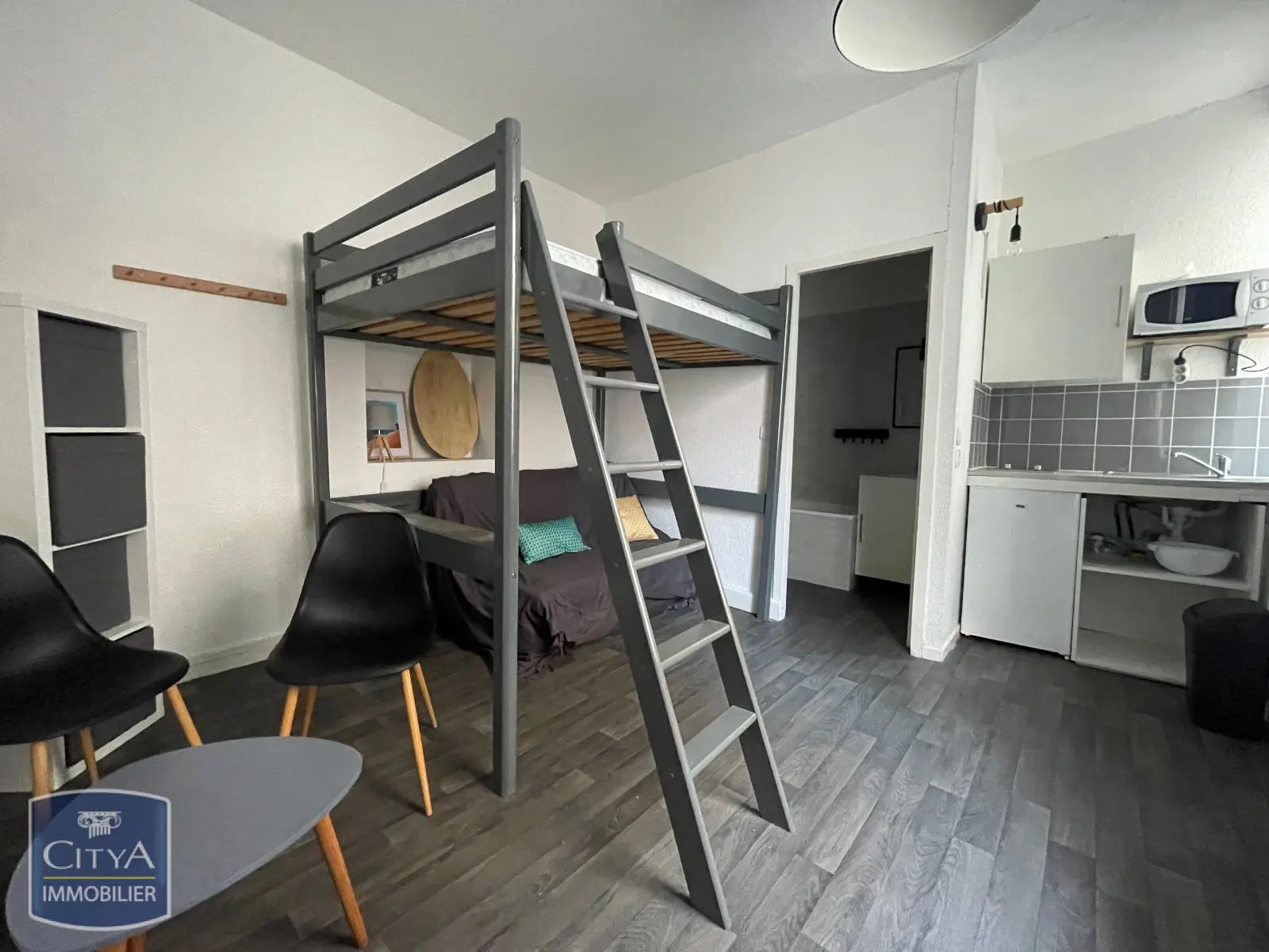 Photo 2 Appartement 1 pièce 15.63m²