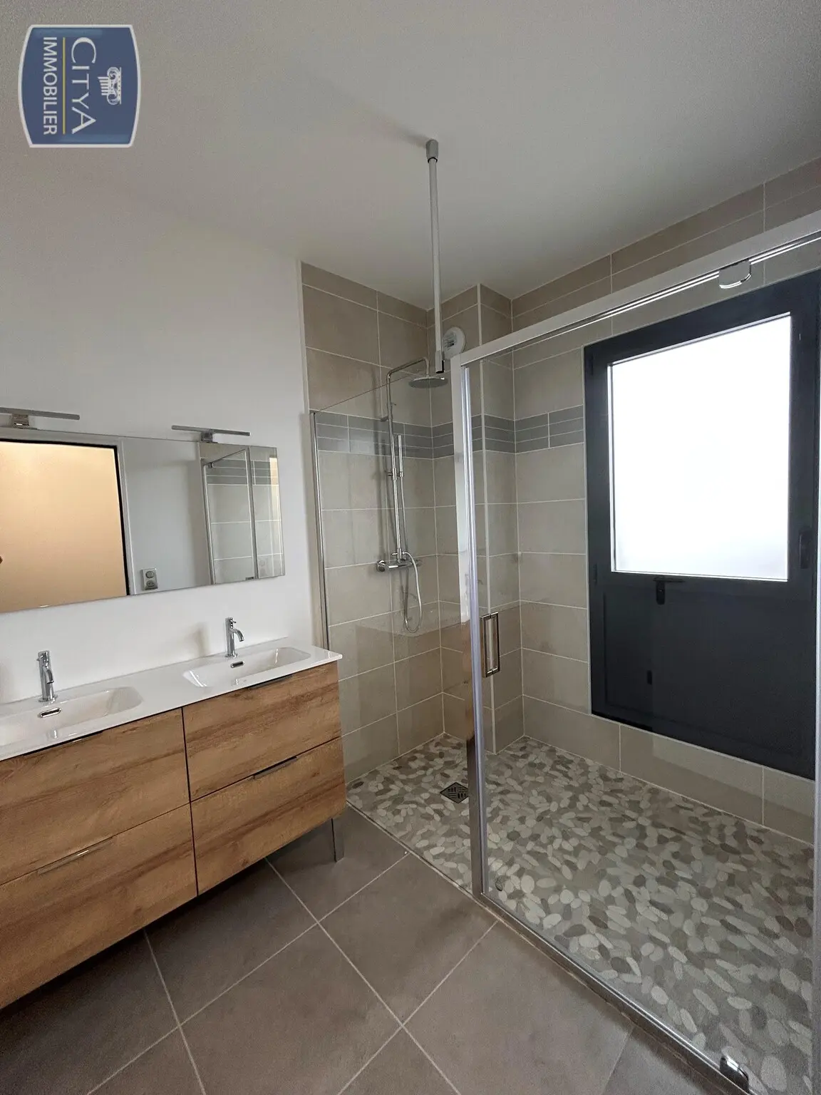 Photo 8 Appartement 3 pièces 93m²