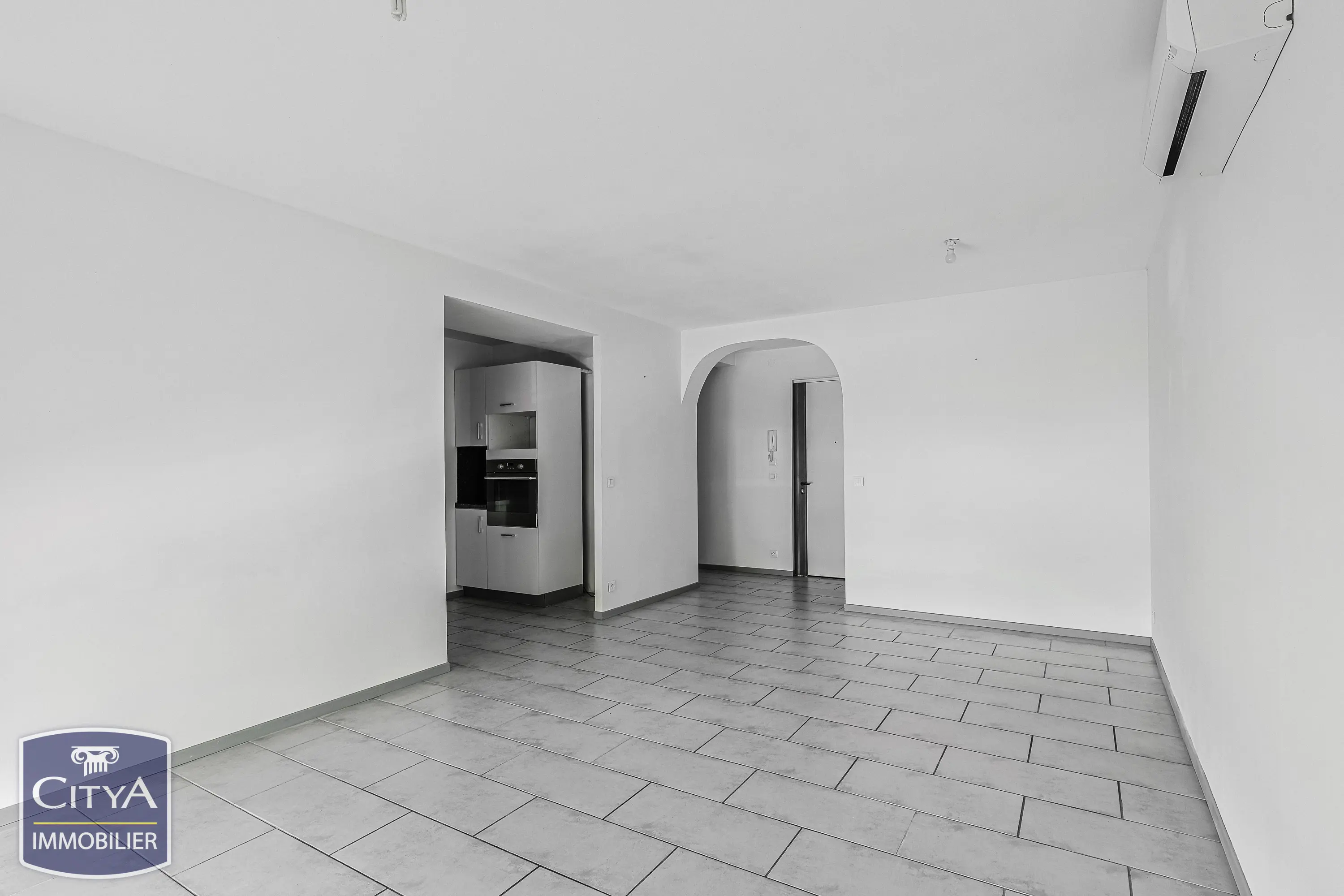 Photo 3 Appartement 4 pièces 75.24m²