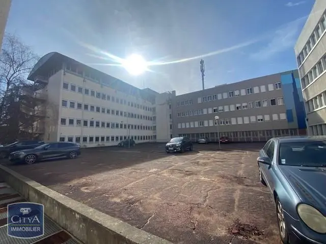 Photo 11 Fonds De Commerce 360m²