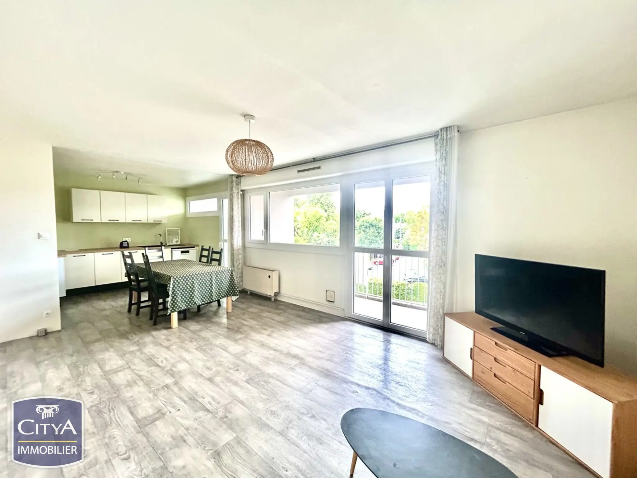 Photo 8 Appartement 5 pièces 103.18m²