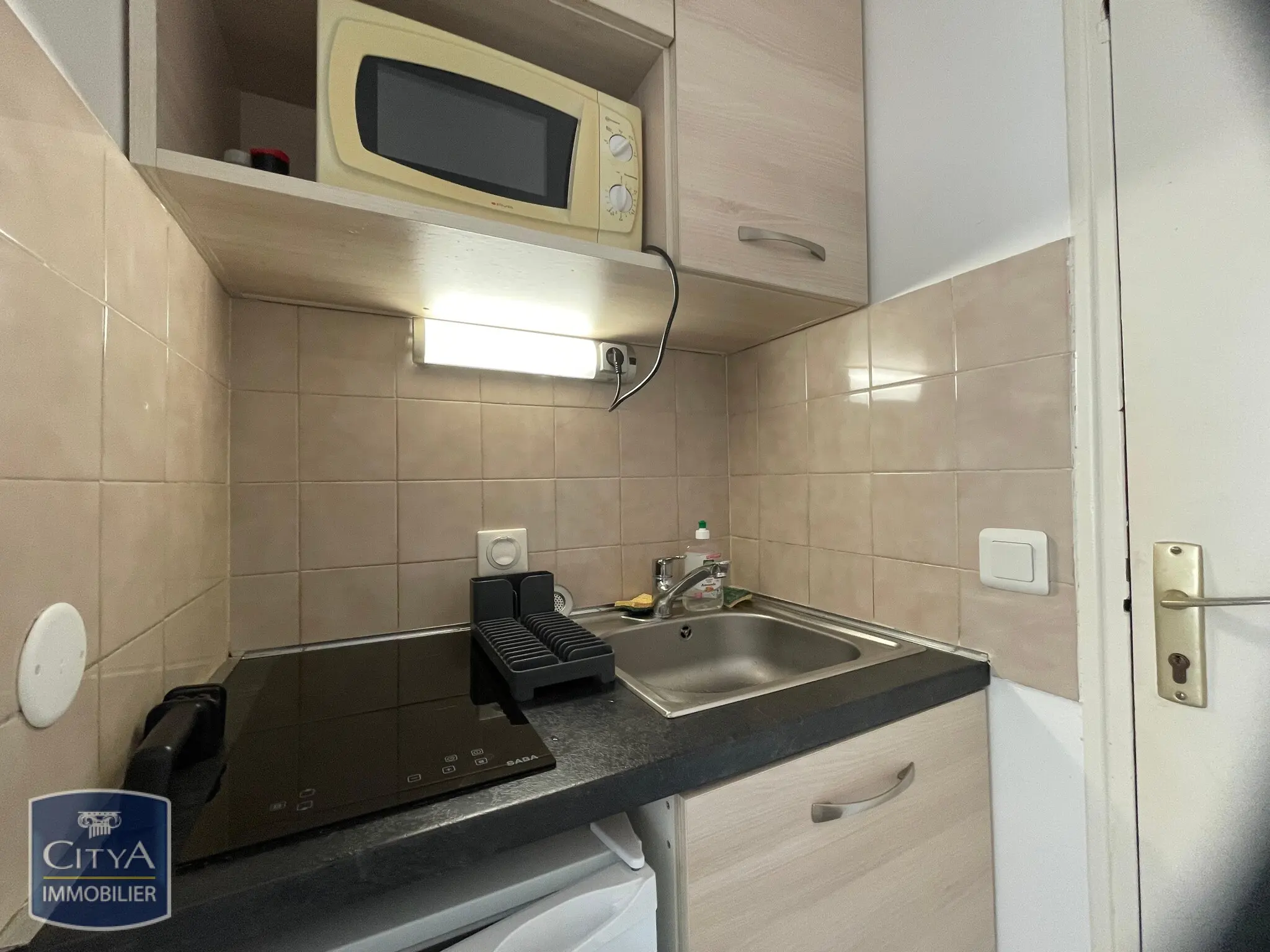 Photo 4 Appartement 1 pièce 17.97m²