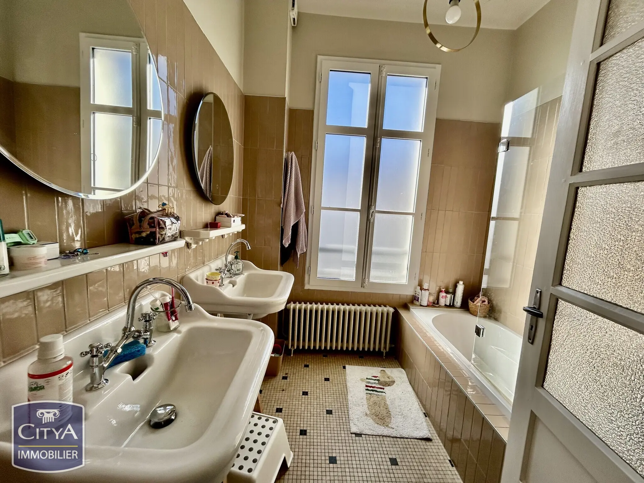 Photo 19 Maison 8 pièces 284.95m²